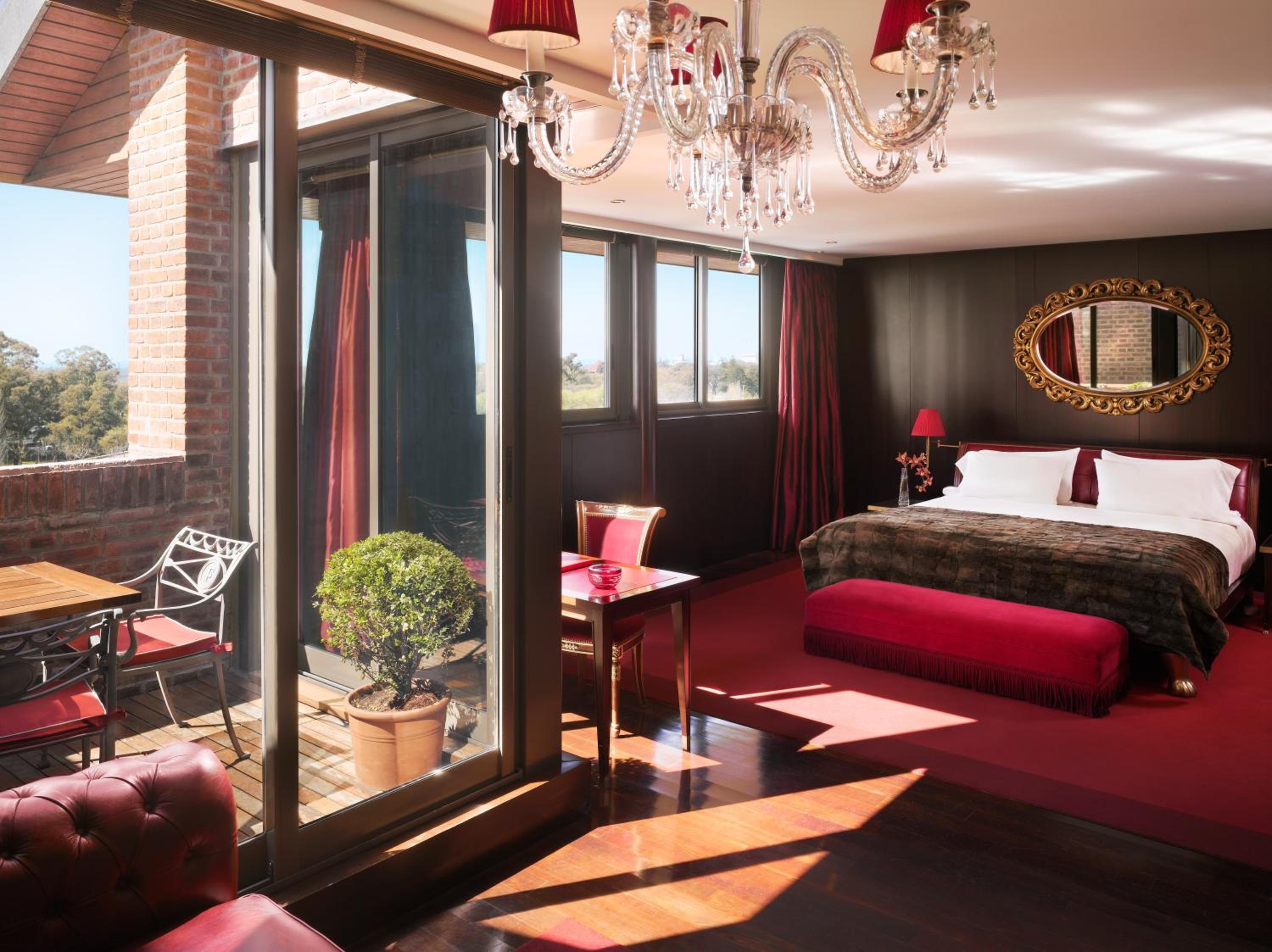 Presidential King Suite