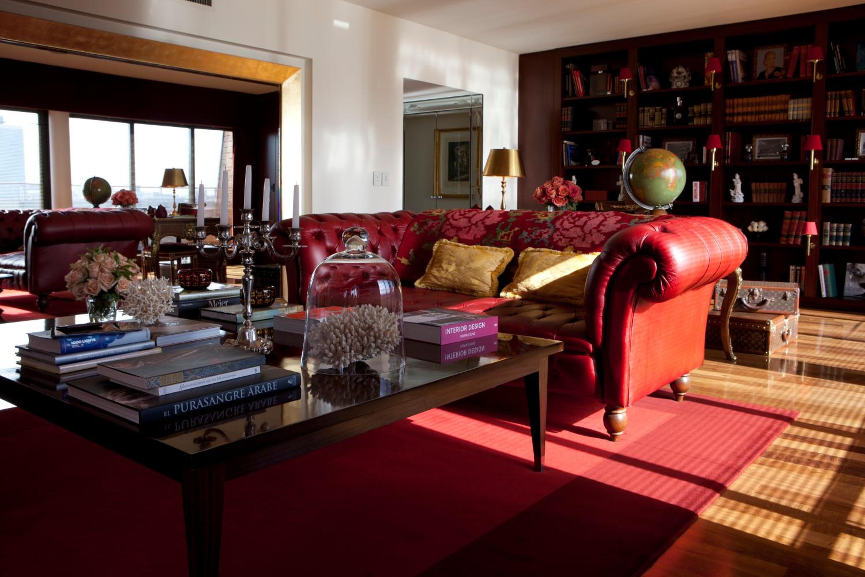 Two-Bedroom Imperial Suite with One King Bed and Two Single Beds