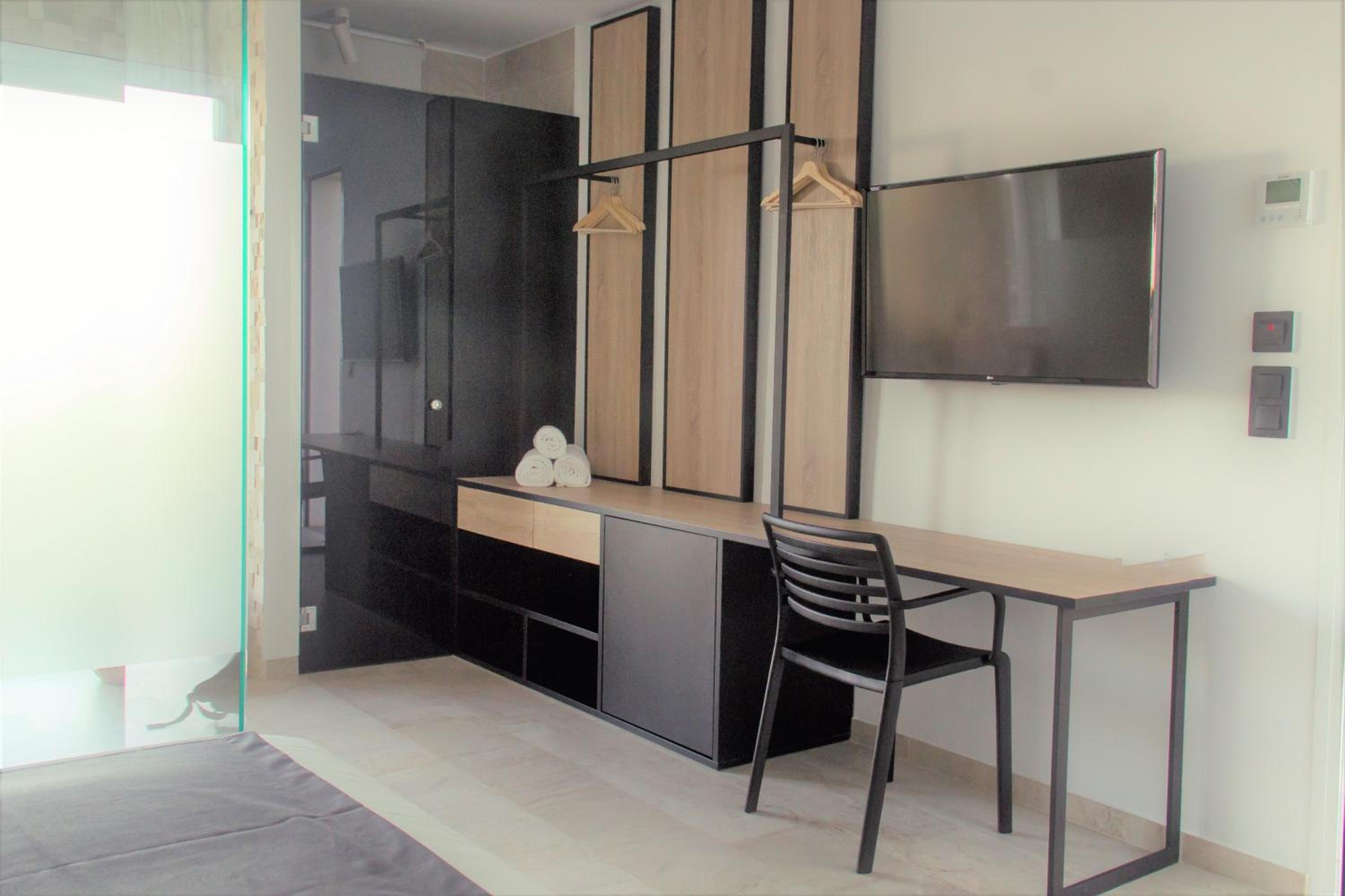 Superior Double or Twin Room with Terrace photo 3