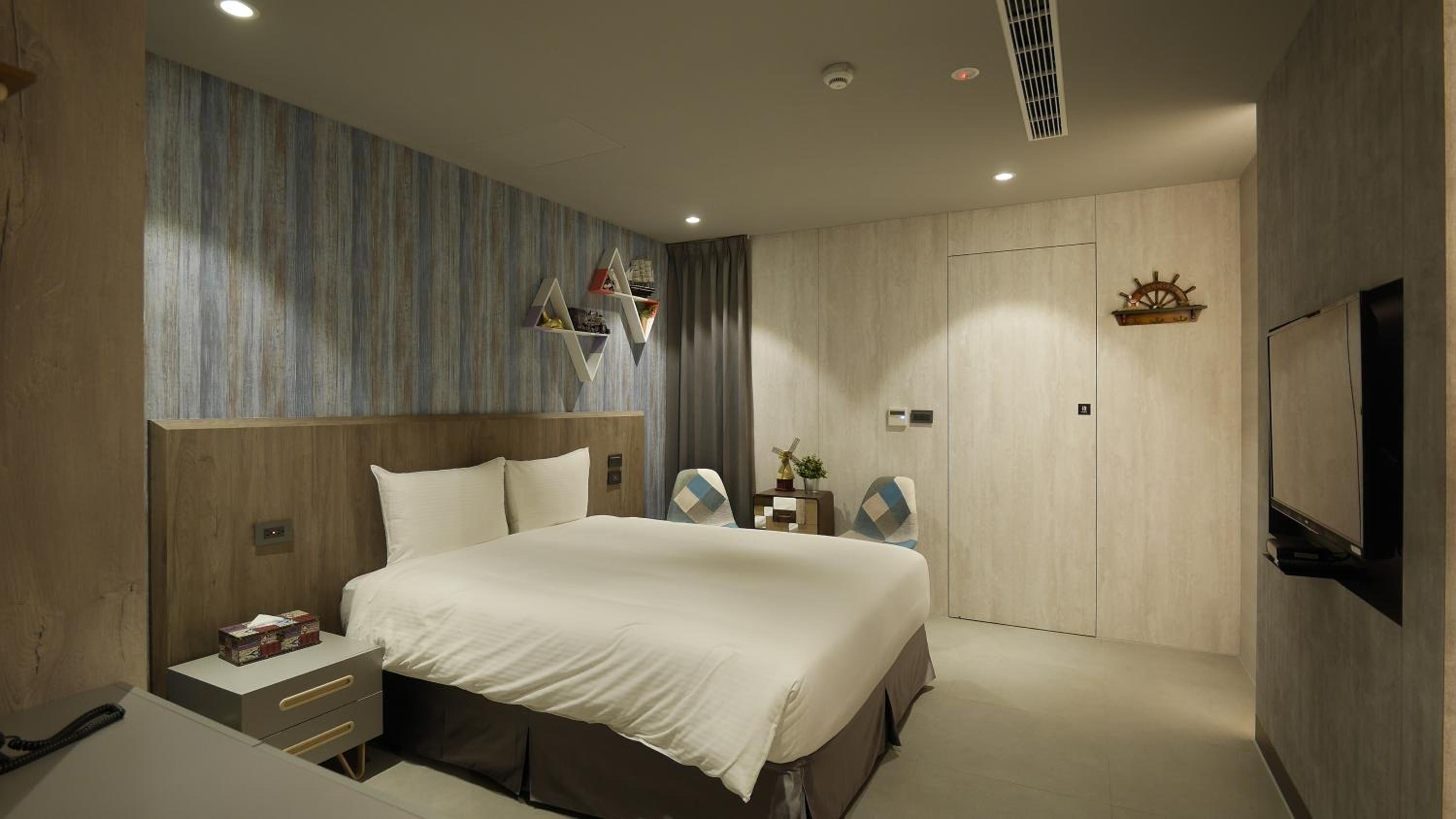 Deluxe Double Room photo 2