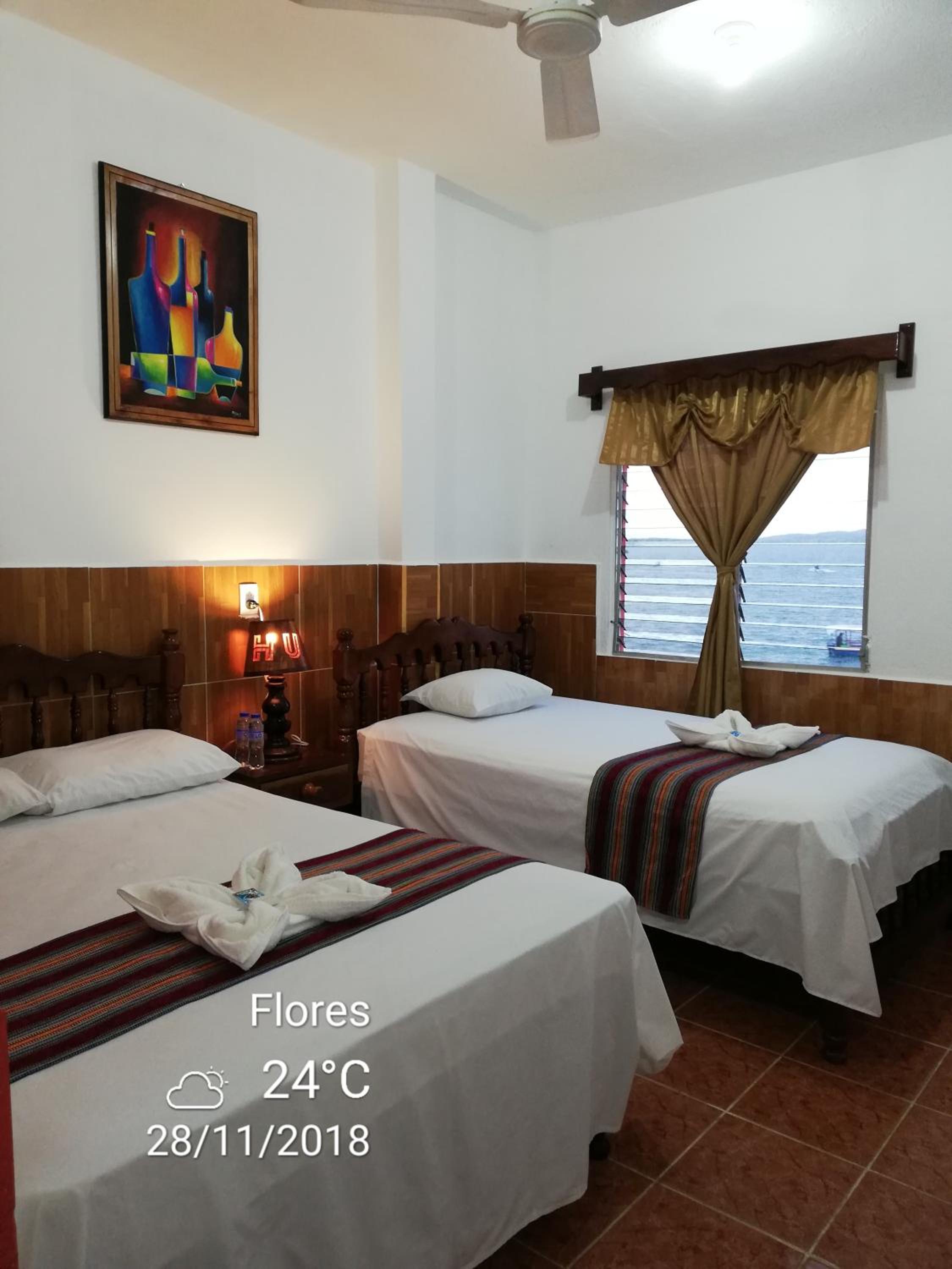 Deluxe Twin Room with Sea View