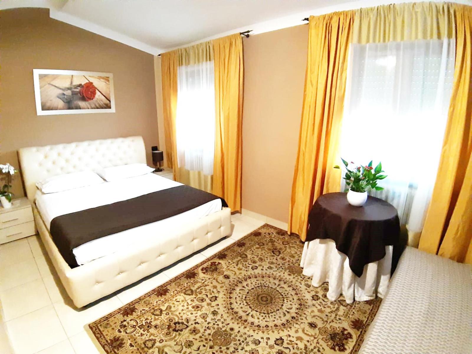 Deluxe Triple Room photo 1