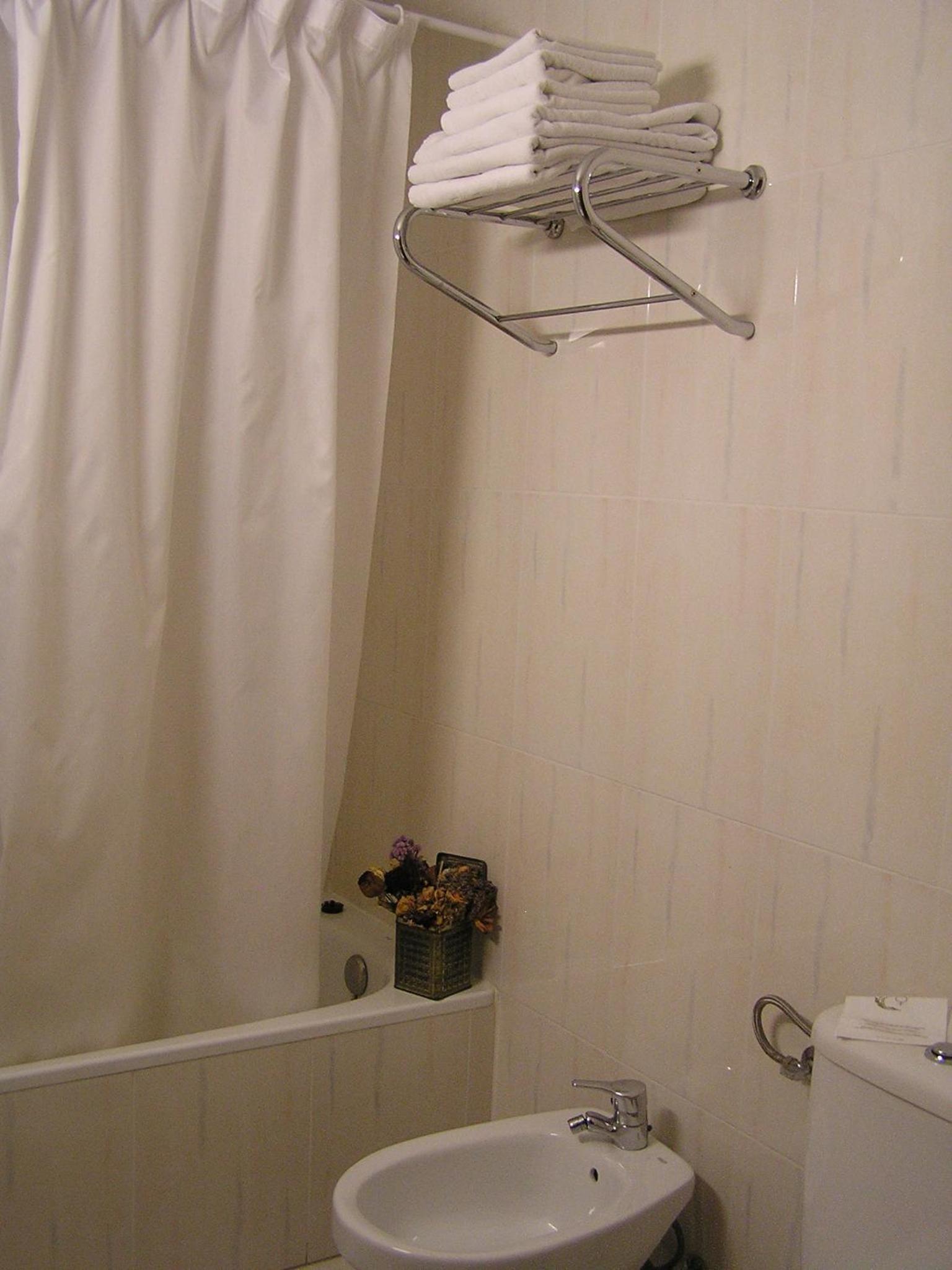 Triple Room - Photo 3