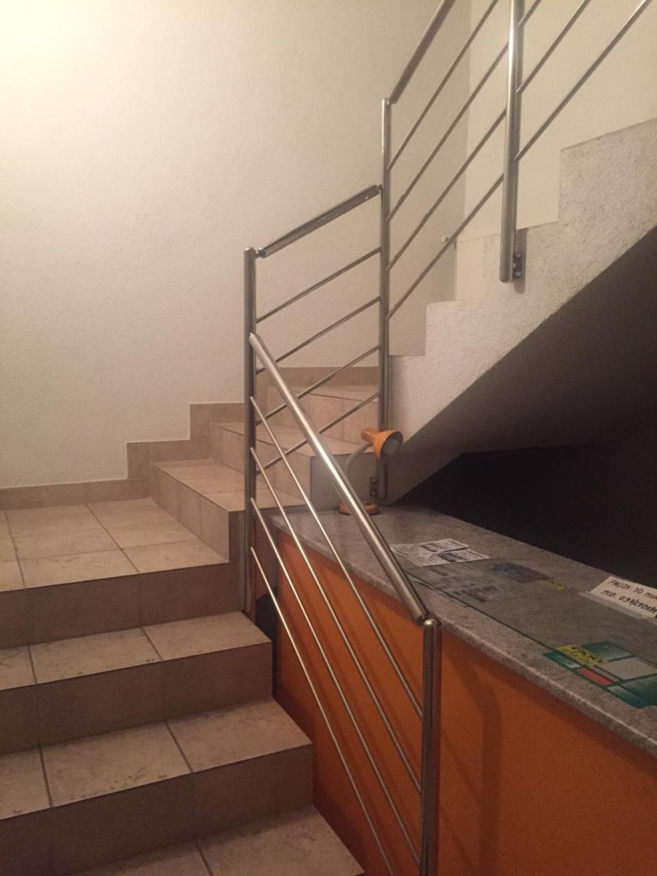 Double Room - Photo 8