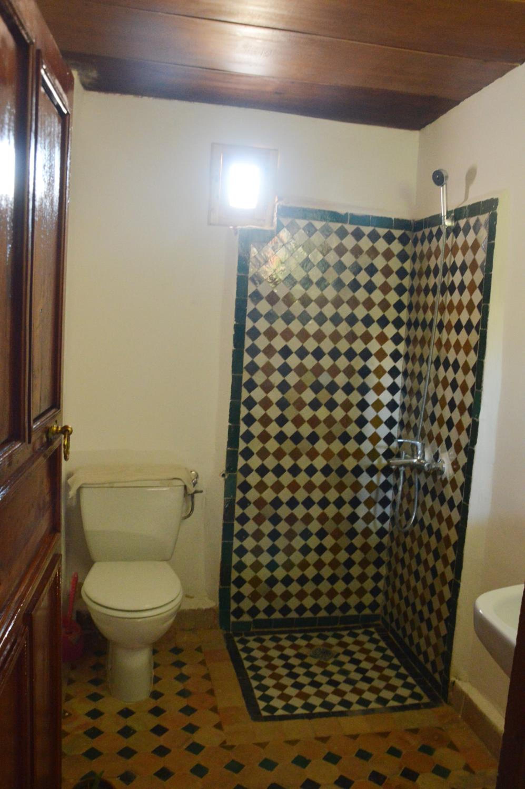 Standard Double Room - Photo 3