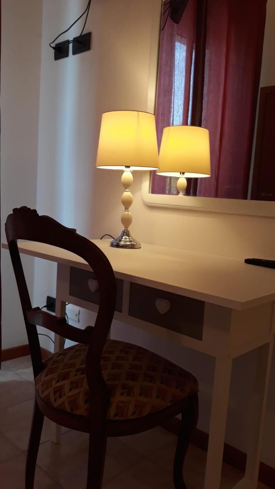 Large Double Or Twin Room photo 3