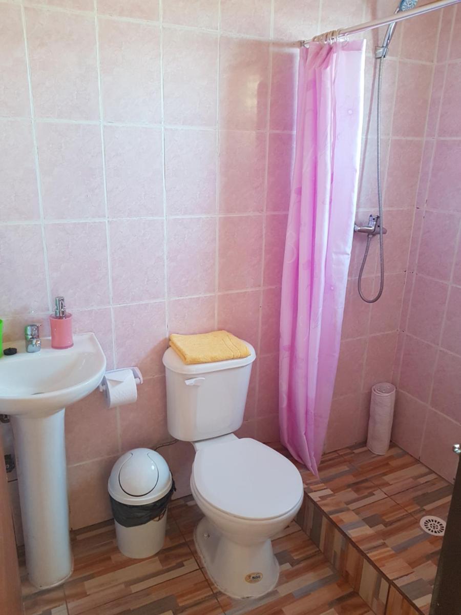 Quadruple Room with Private Bathroom photo 3