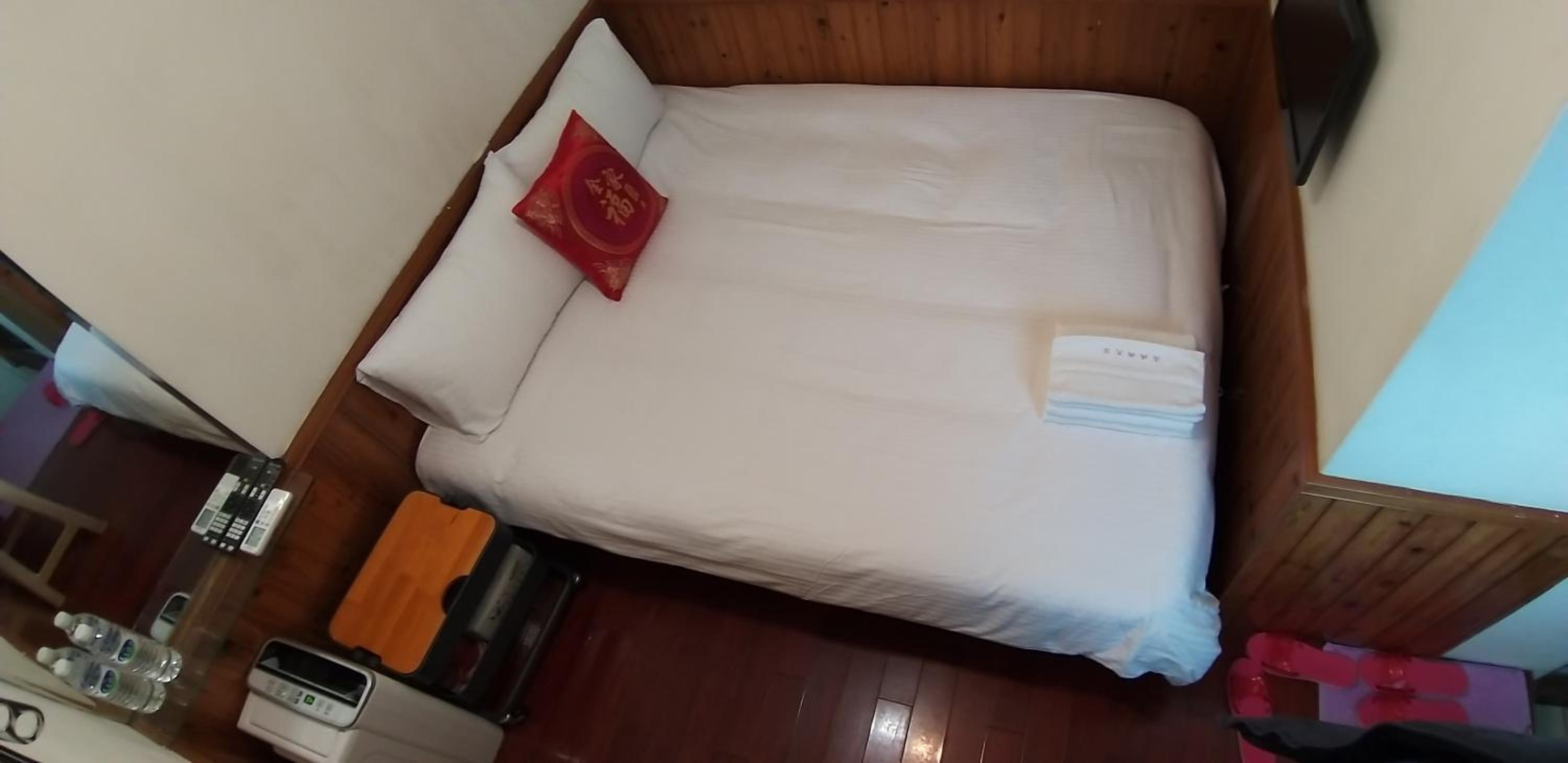 Economy Double Room - Photo 2