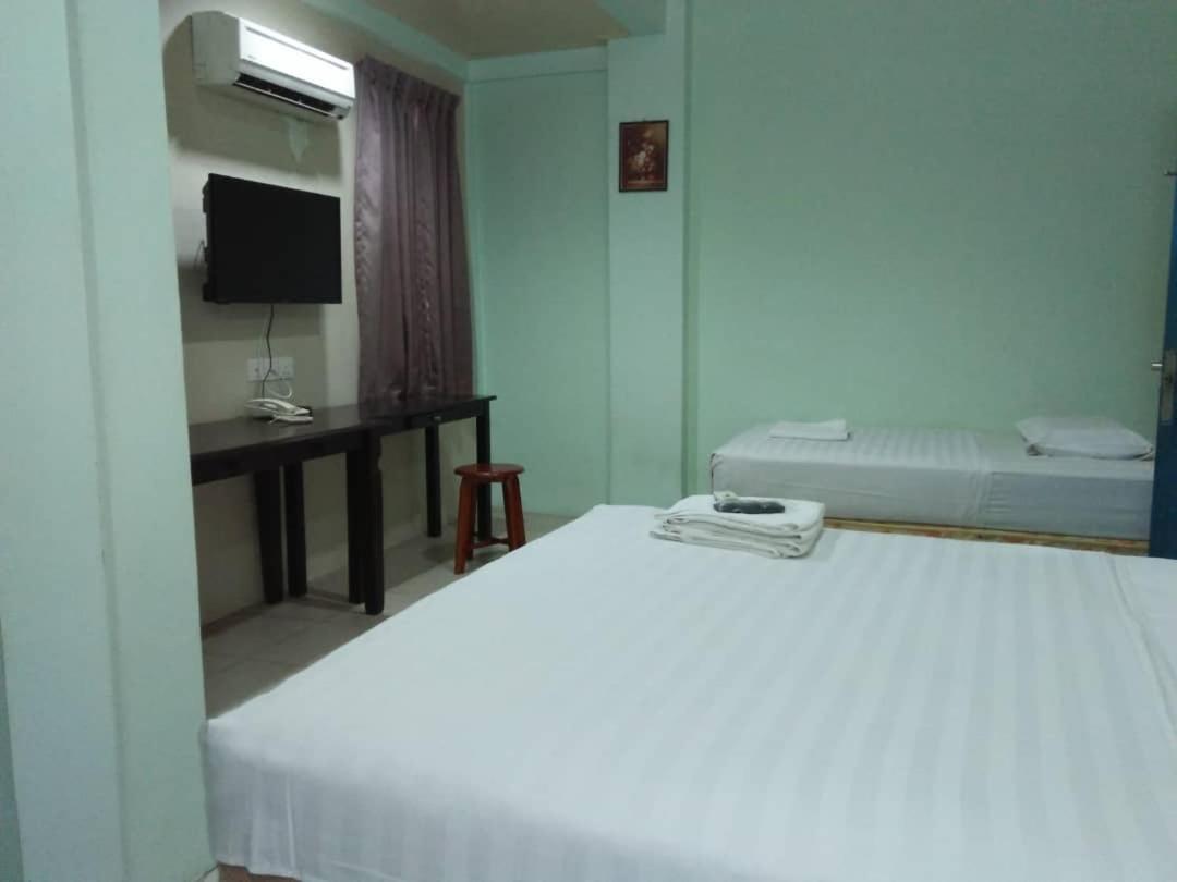 Deluxe Twin Room - Photo 2
