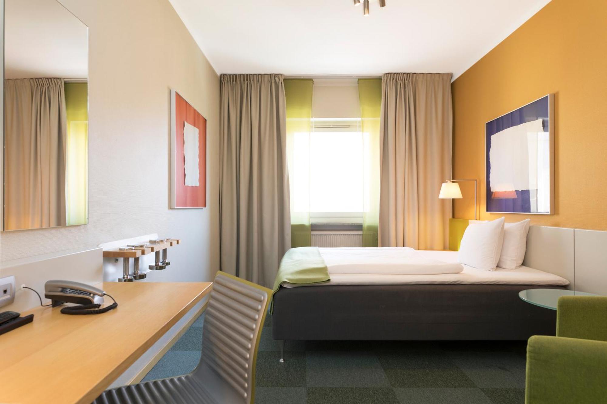 Classic Room (55 in bed)  - Photo 1