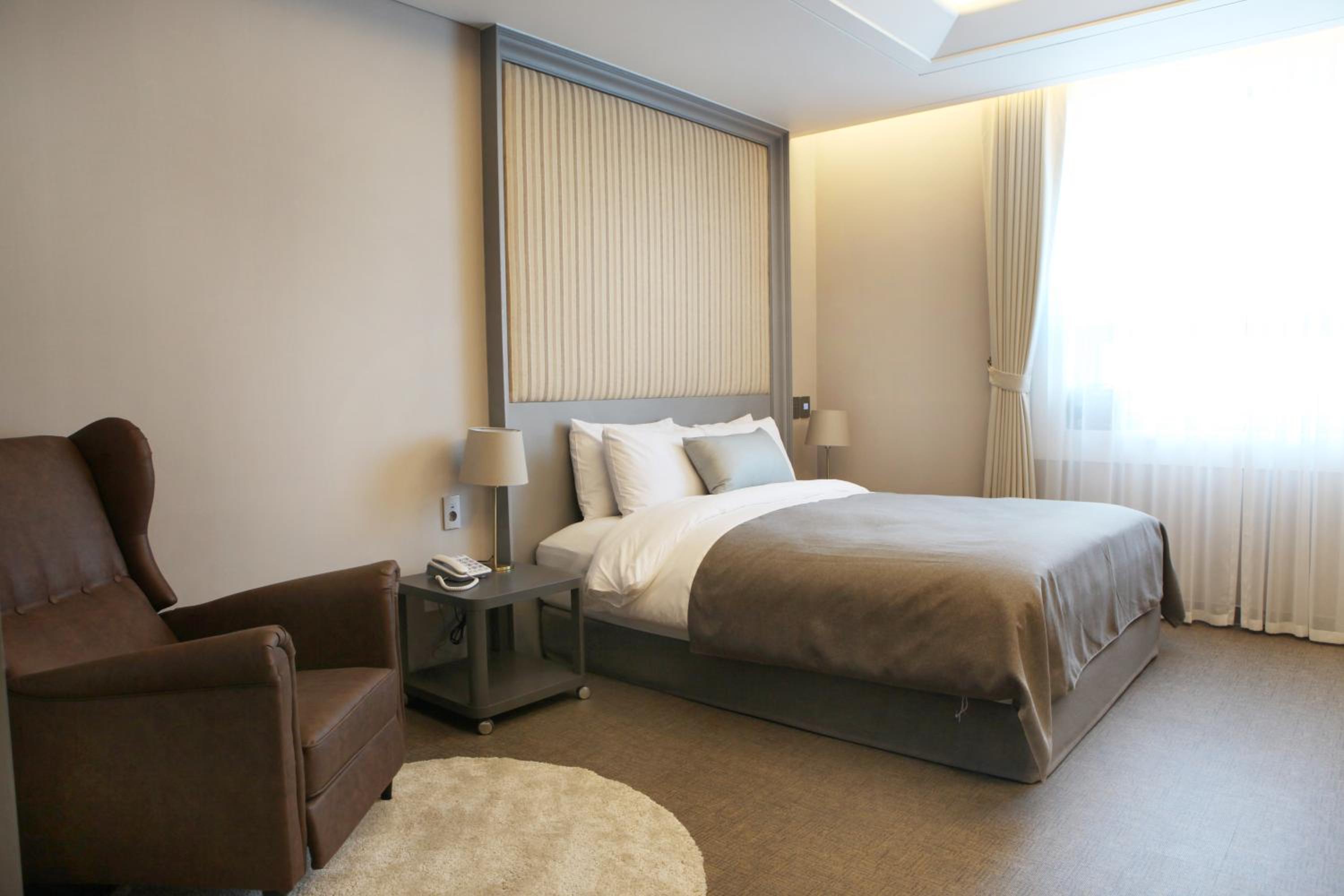 Standard Double Room - Photo 2