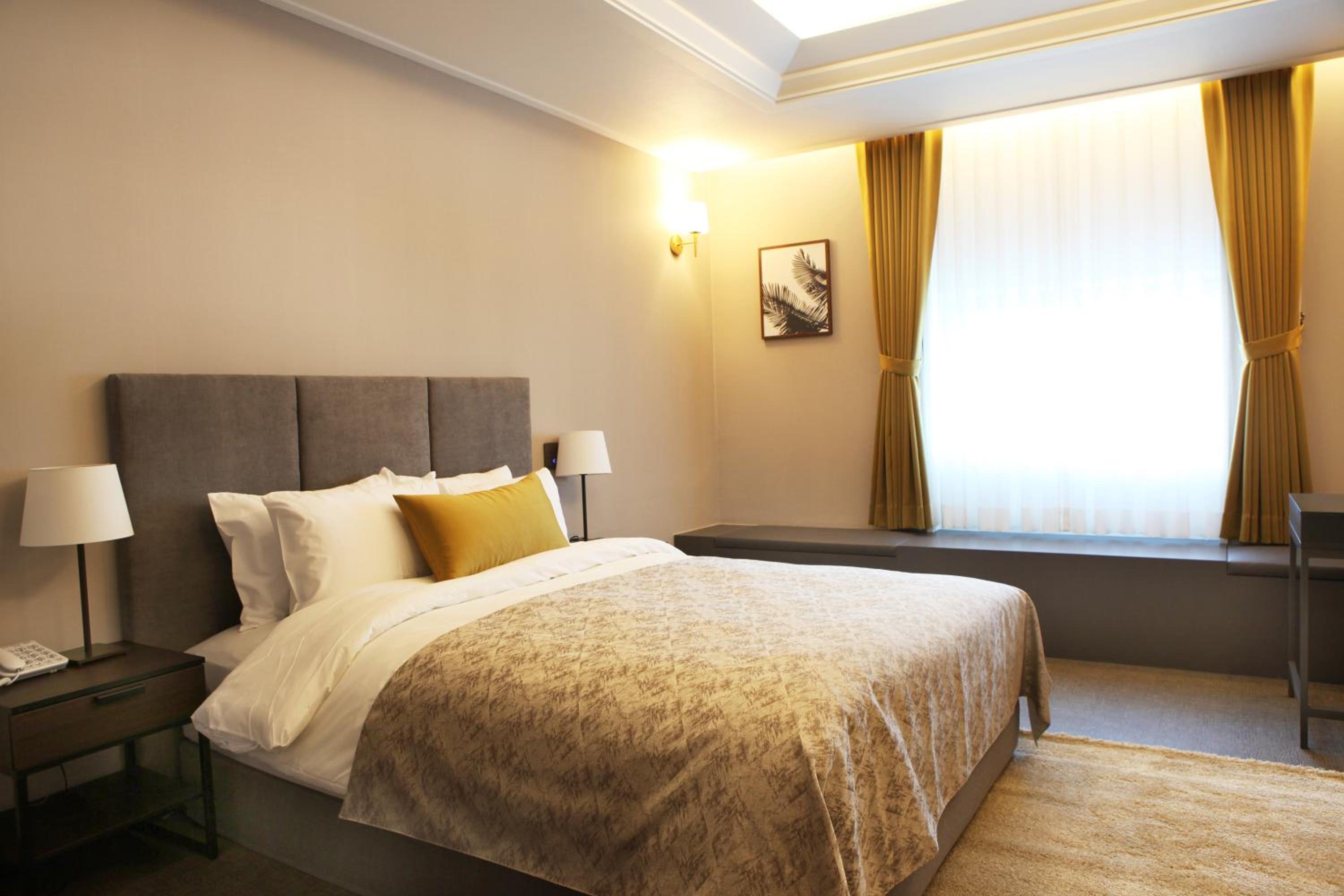 Standard Double Room - Photo 5
