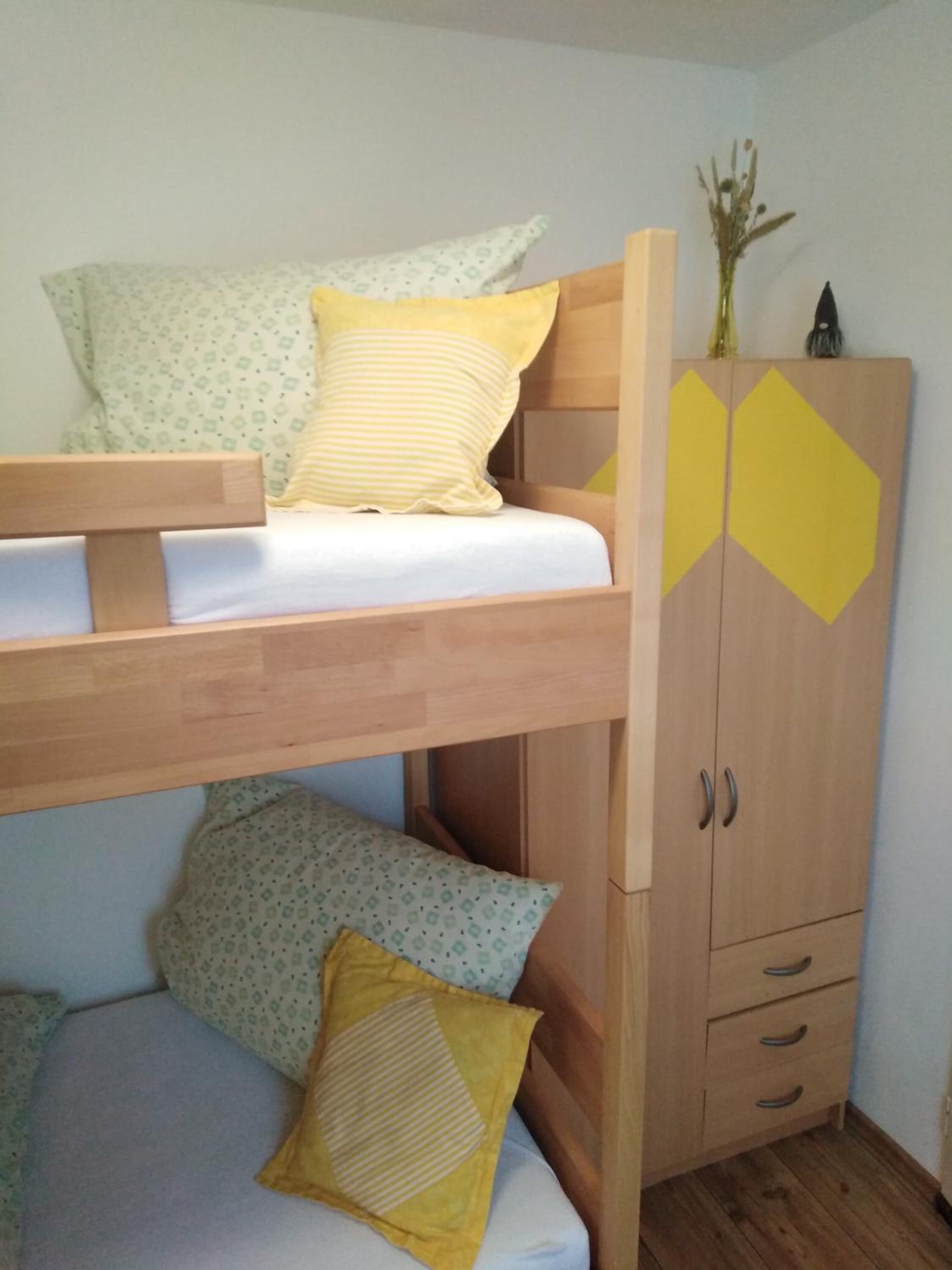 Quadruple Room - Photo 2