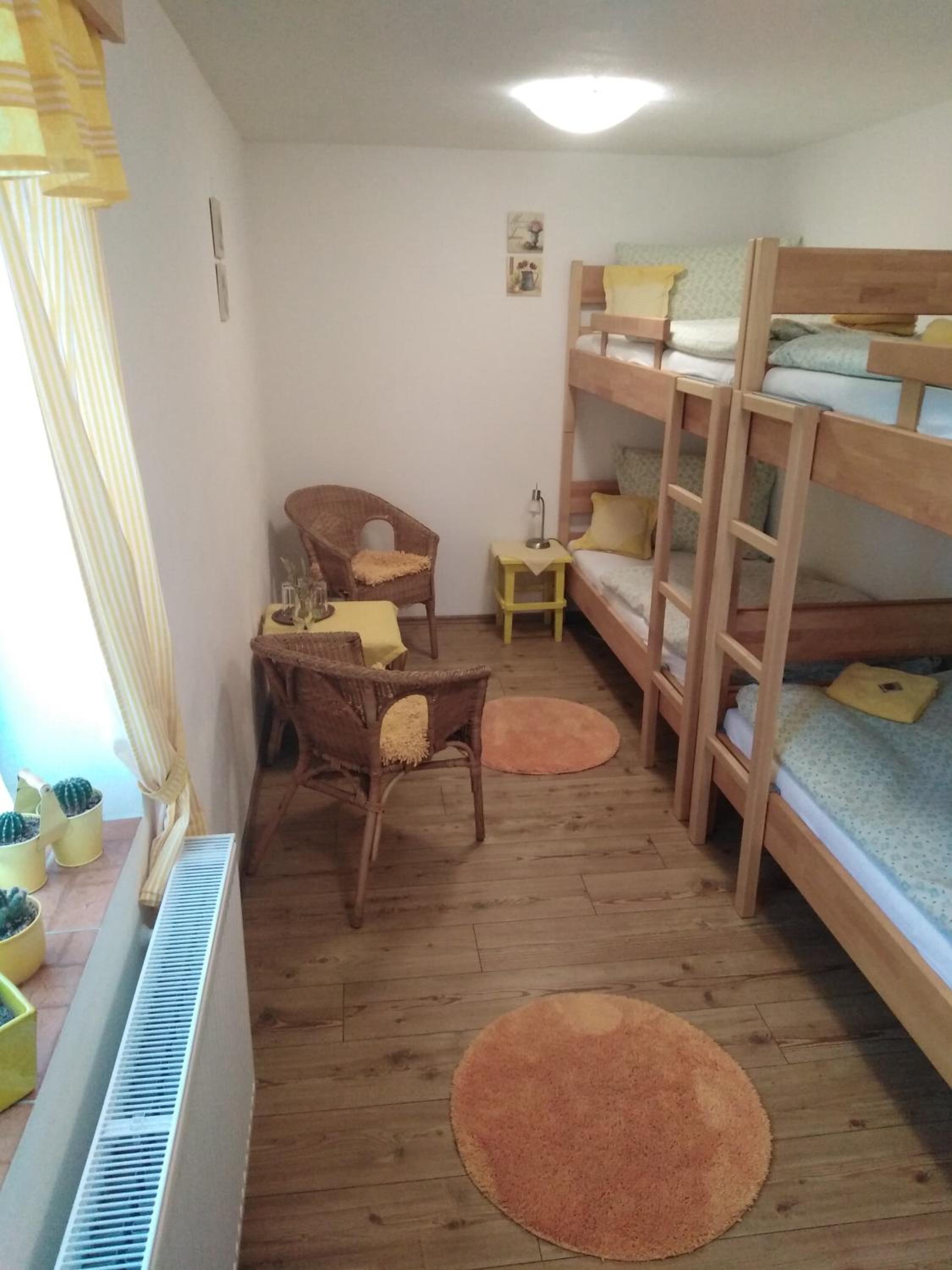Quadruple Room - Photo 1