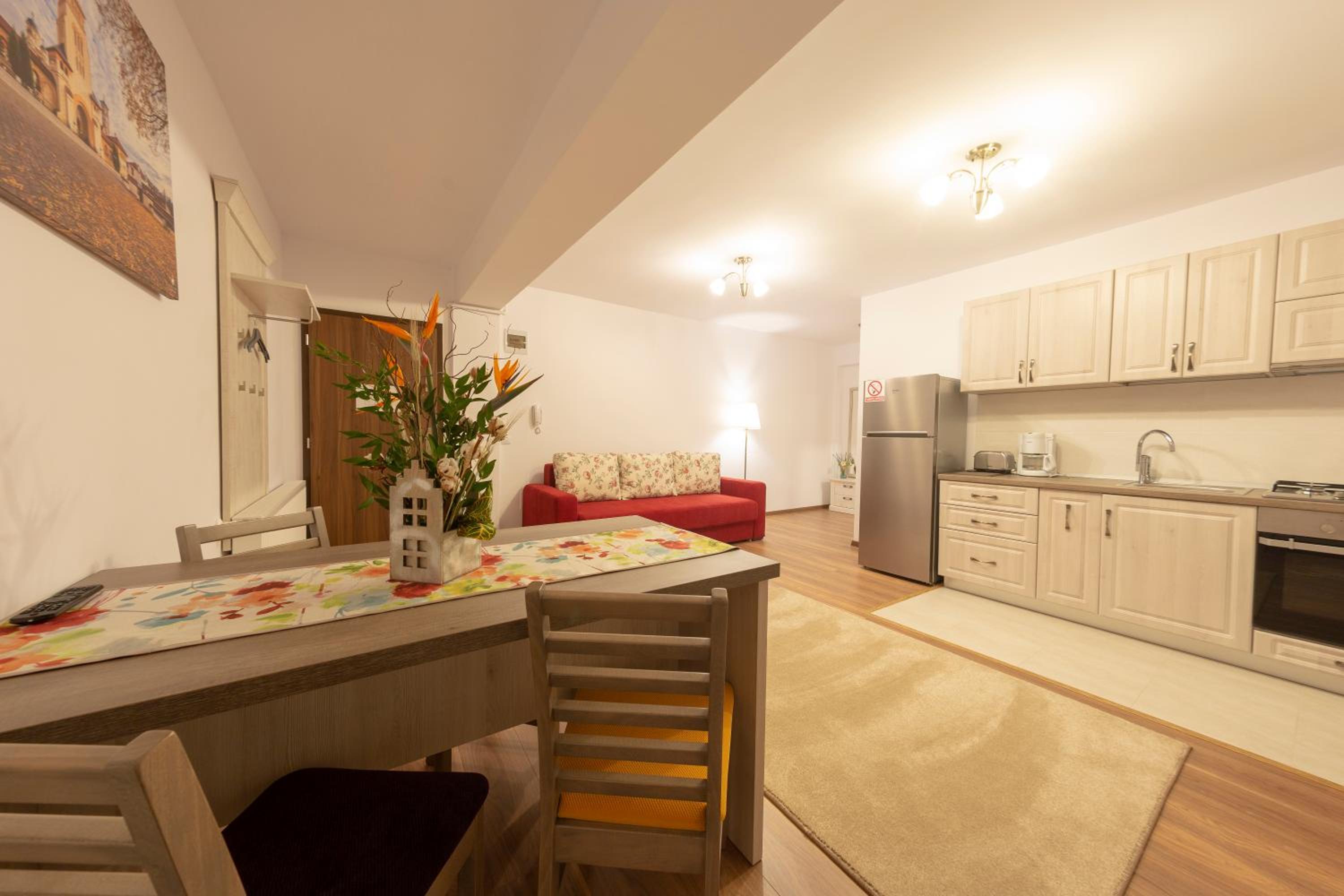One-Bedroom Apartment photo 3