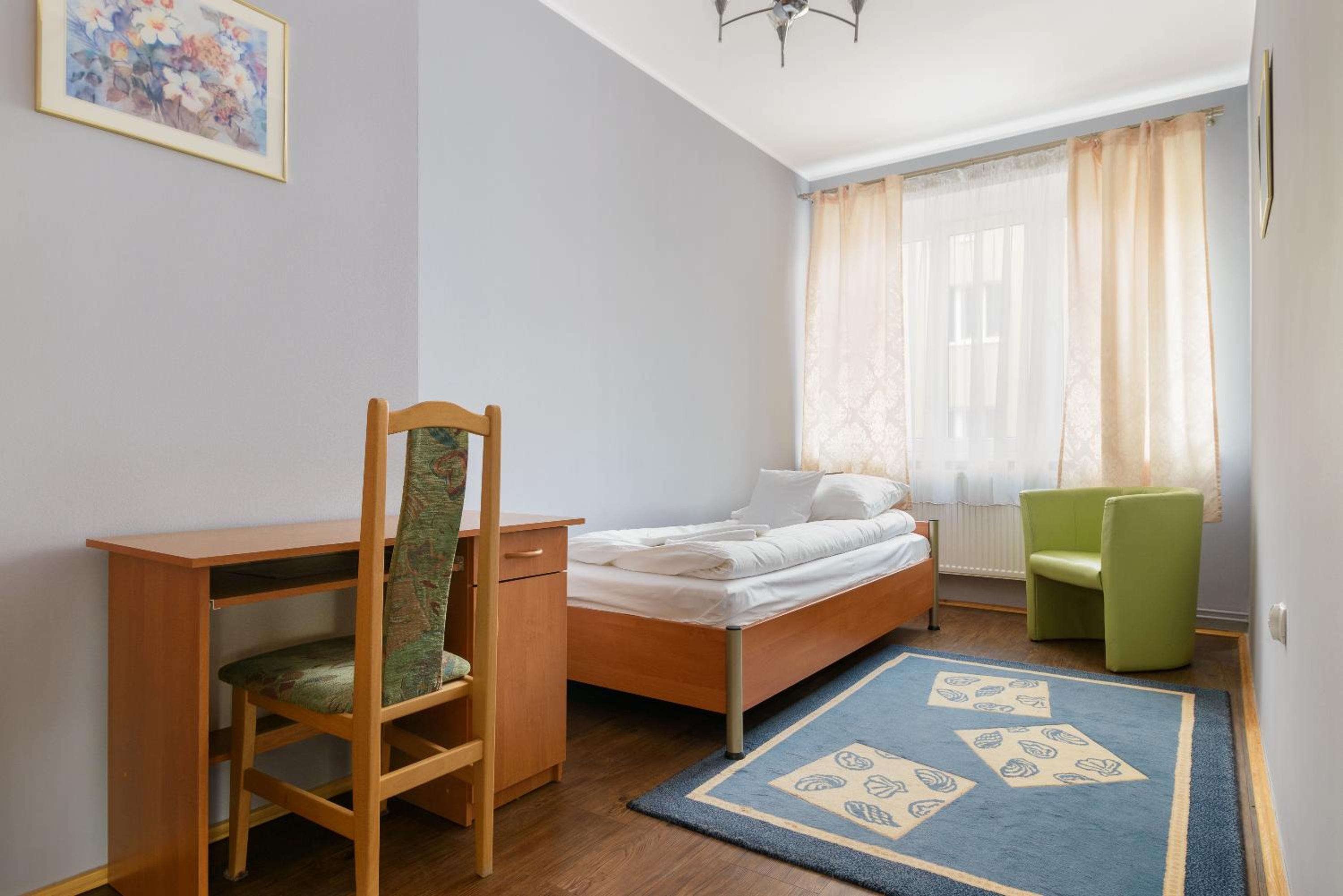 Single Room photo 3