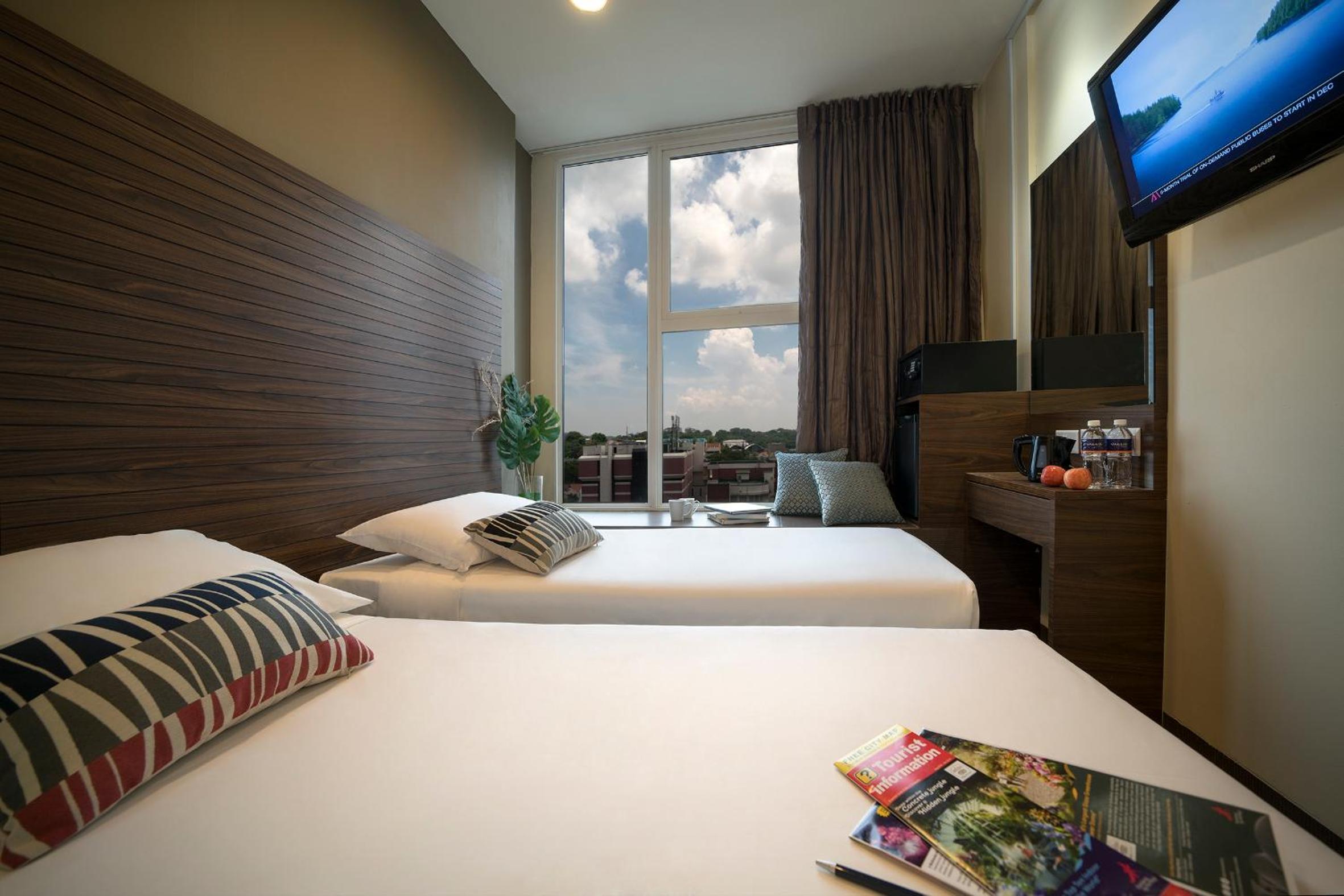 Standard Twin Room photo 2