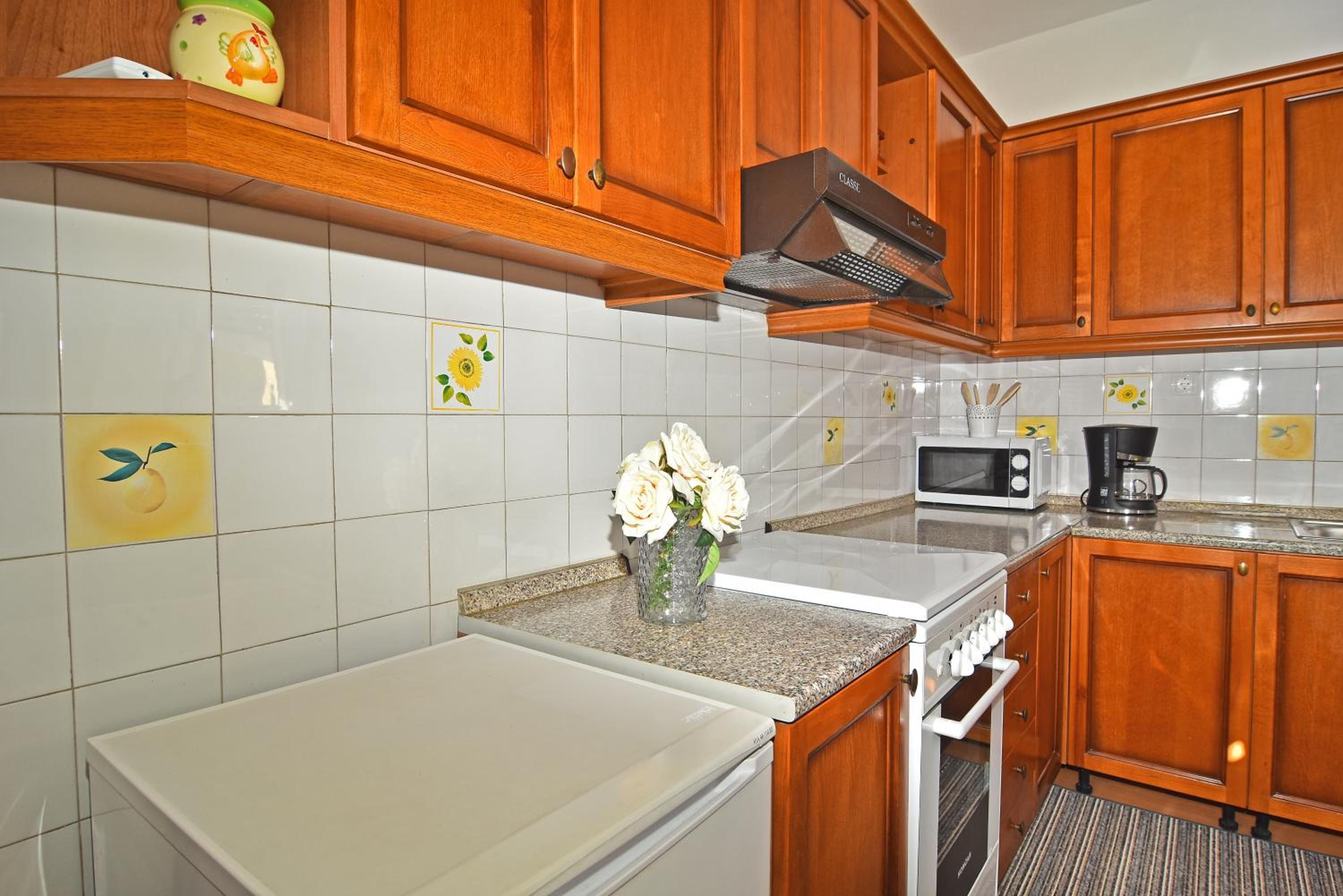 One-Bedroom Apartment - Photo 21