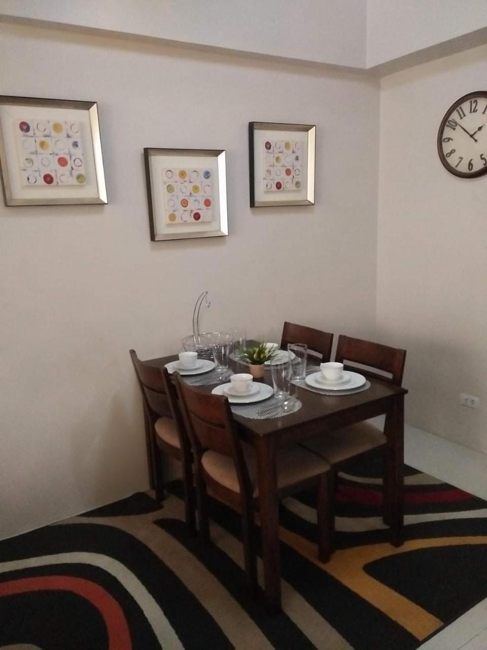 One-Bedroom Apartment - Photo 7