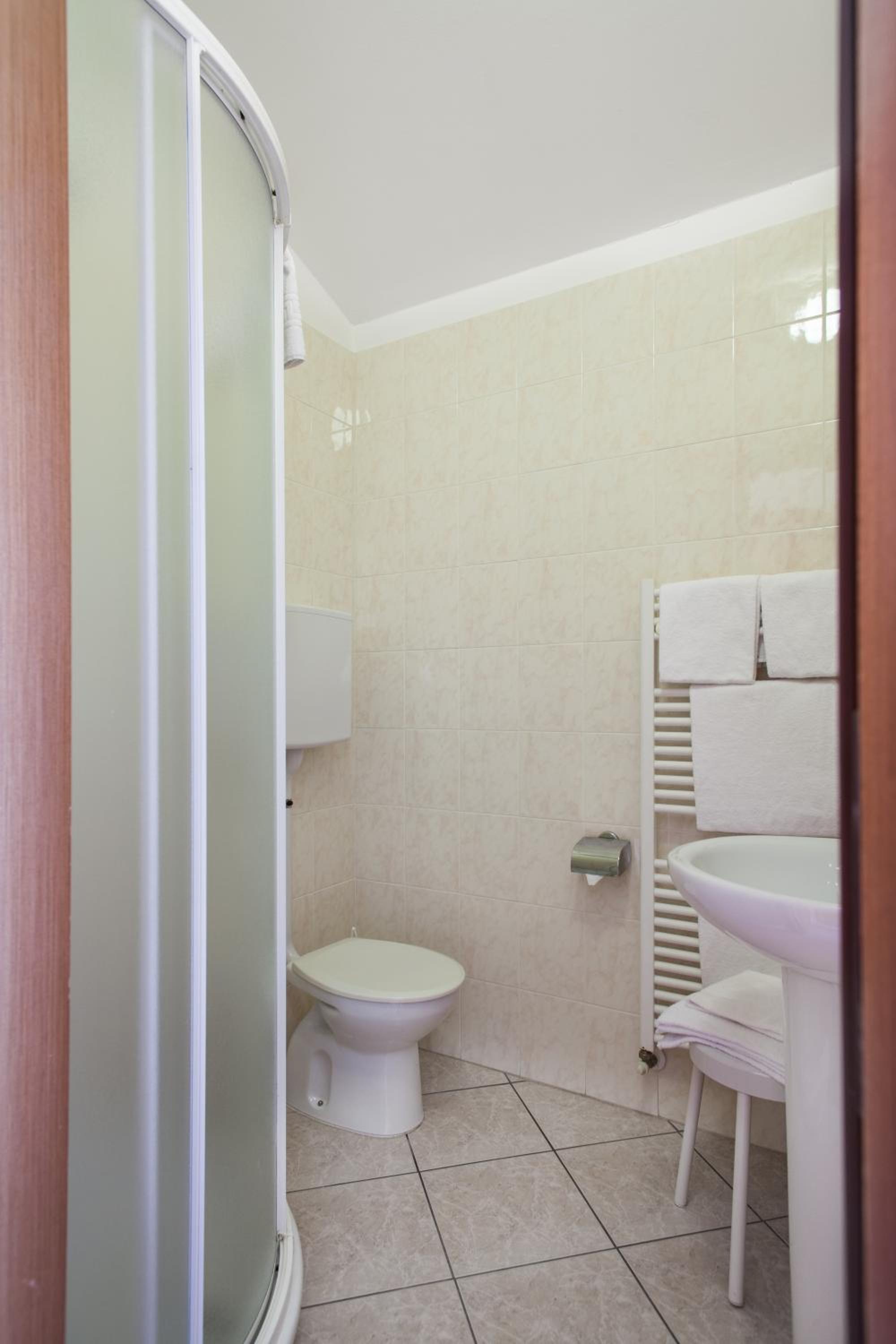 Comfort Double Room with Lake View photo 3