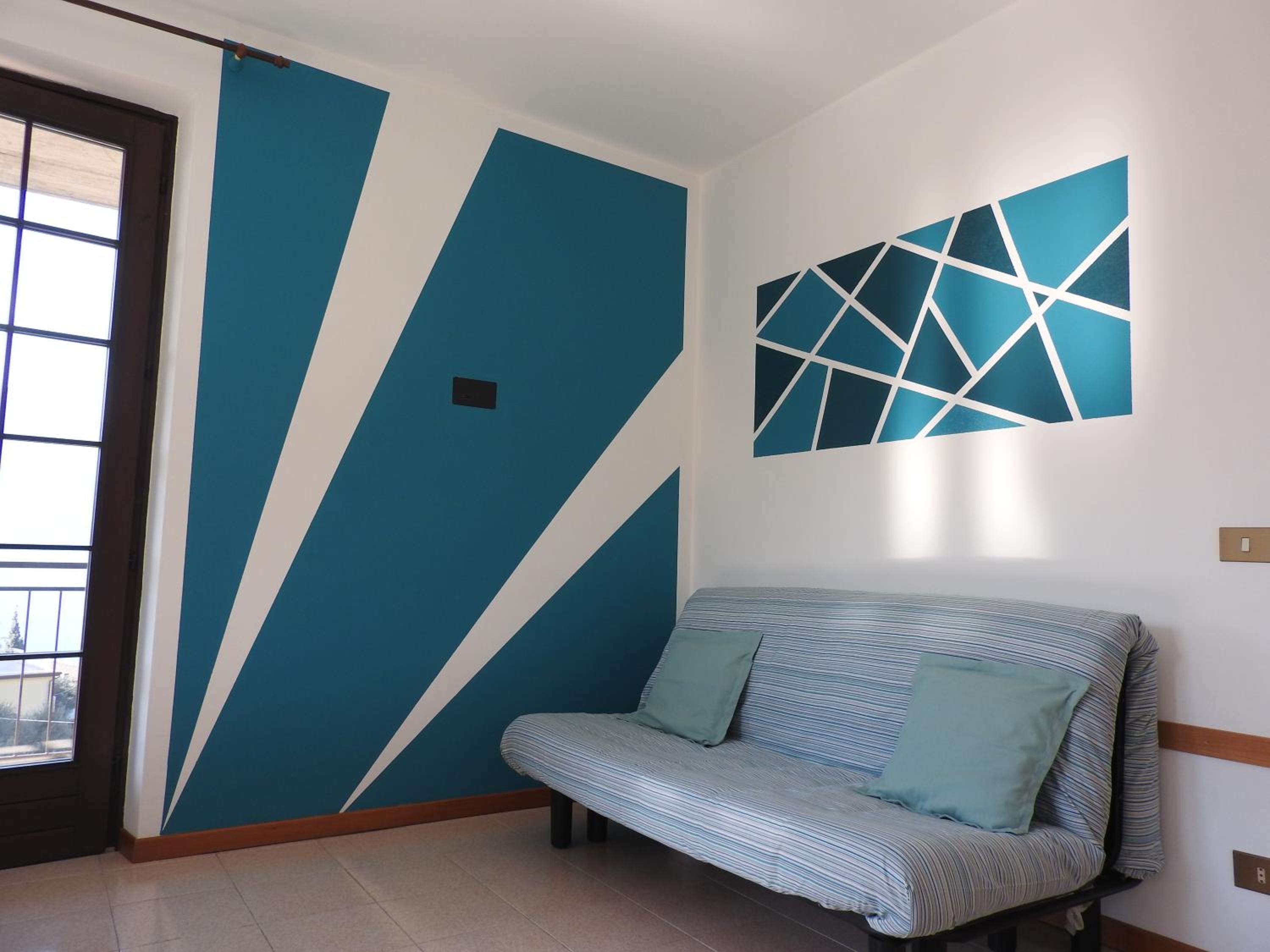 One-Bedroom Apartment with Balcony