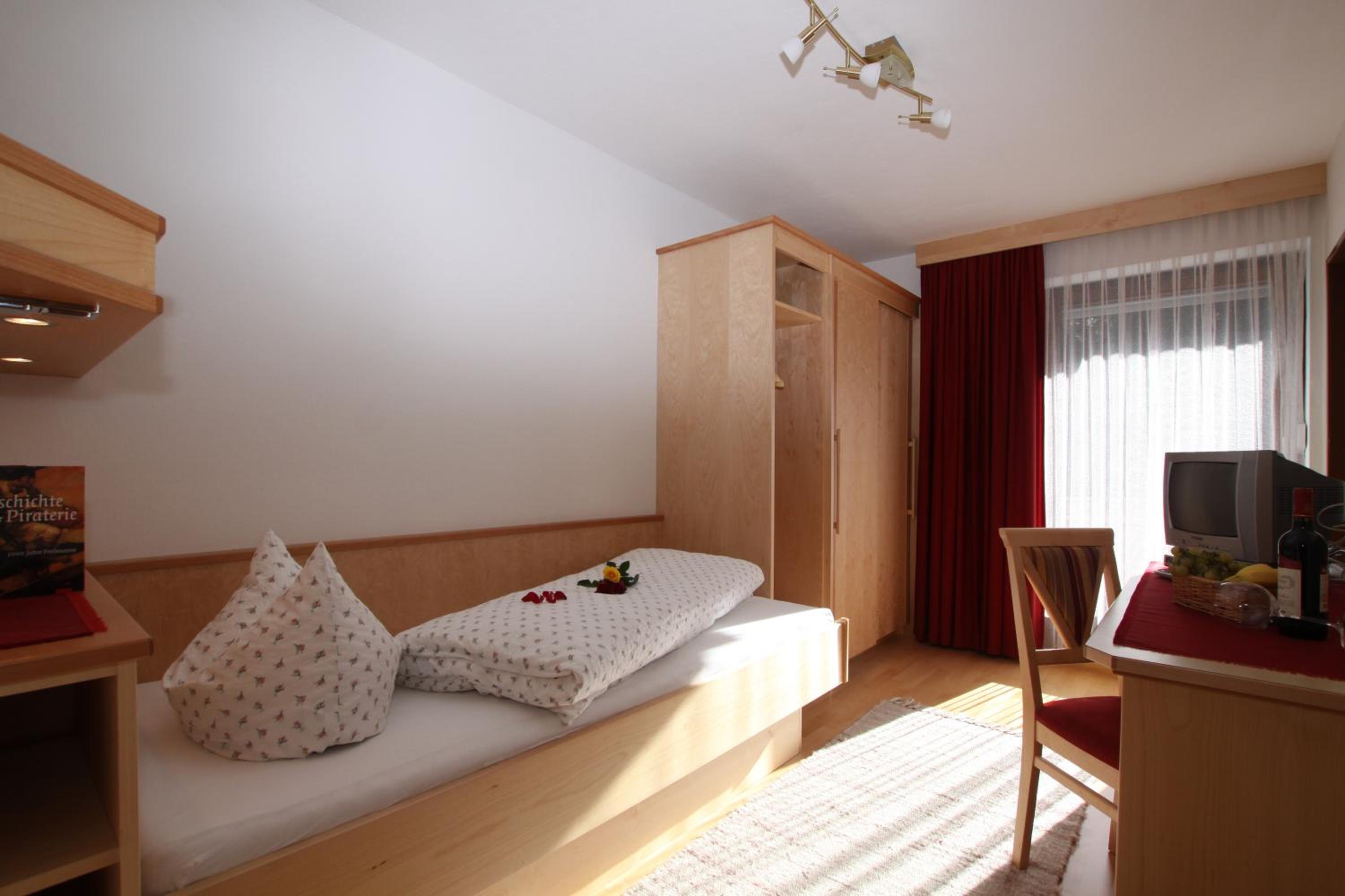 Single Room photo 1