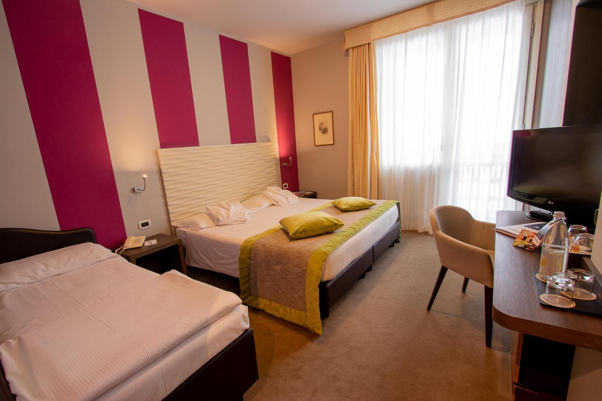 Triple Room - Photo 1