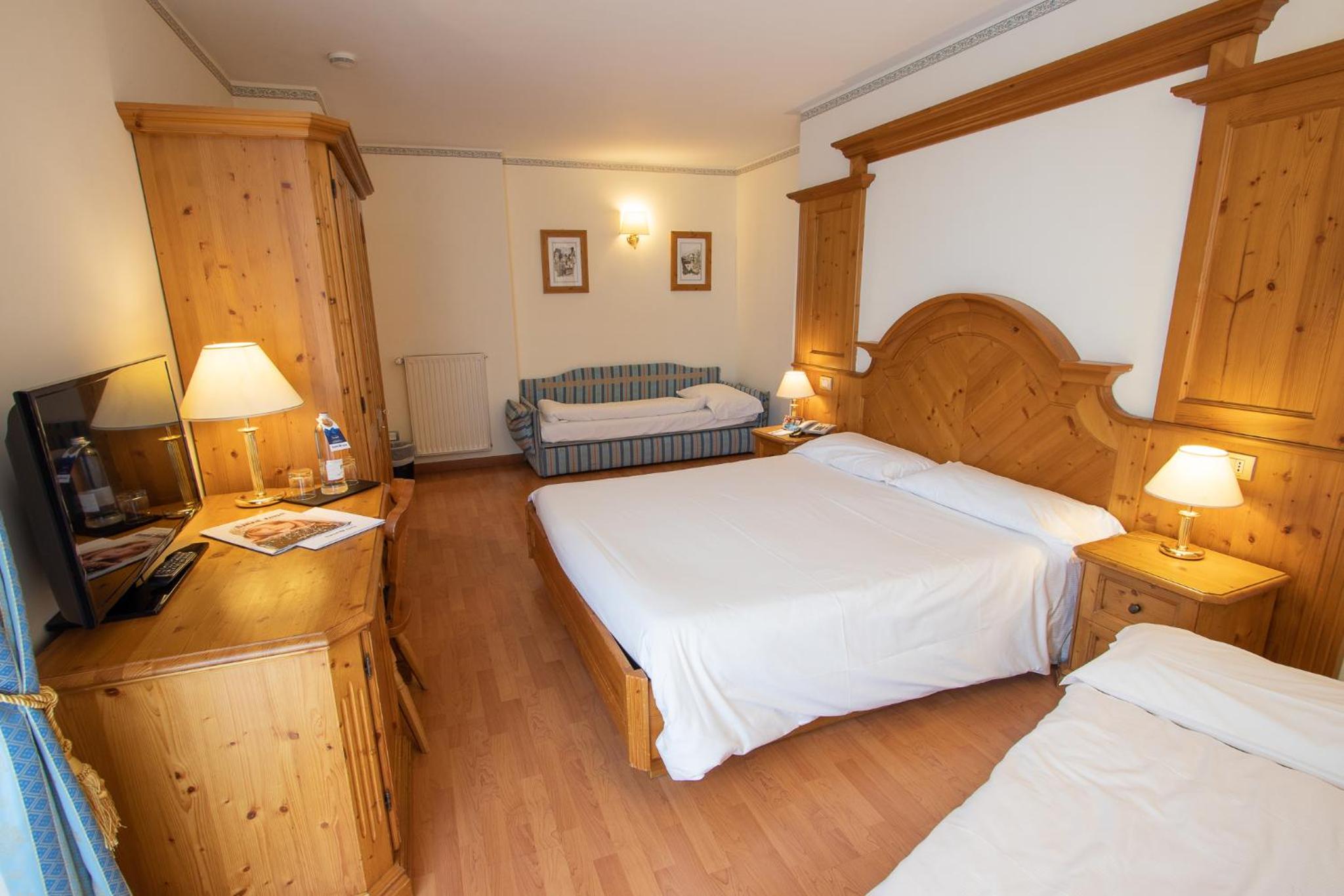 Quadruple Room - Photo 3