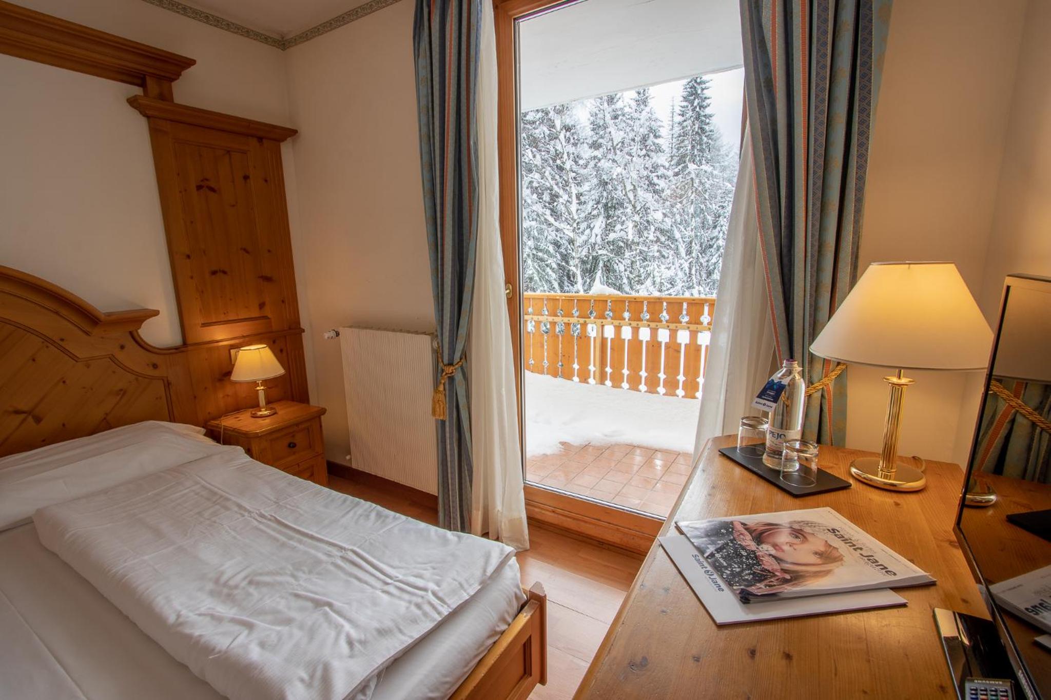 Double Room - Photo 6