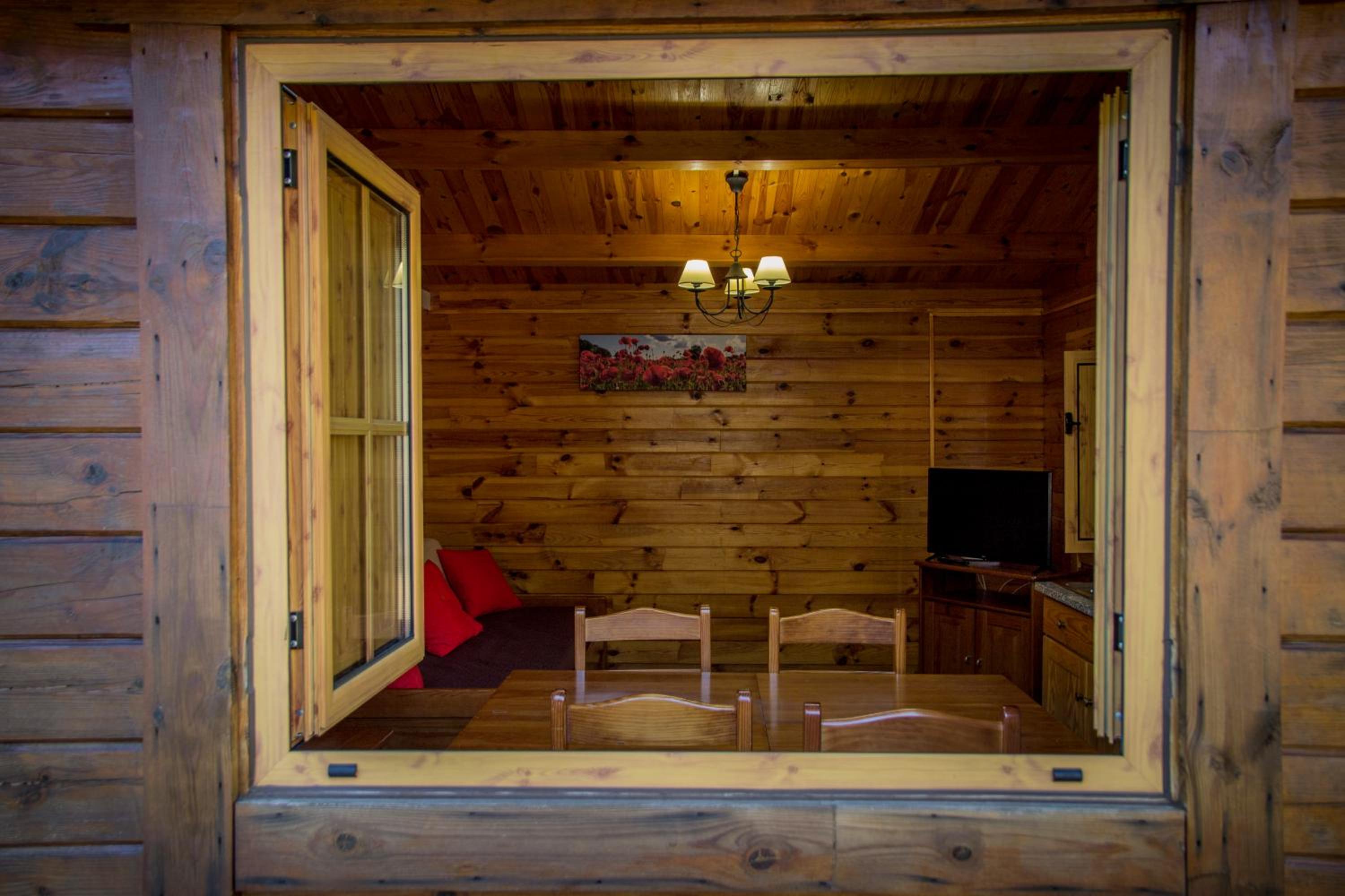 Bungalow photo 1