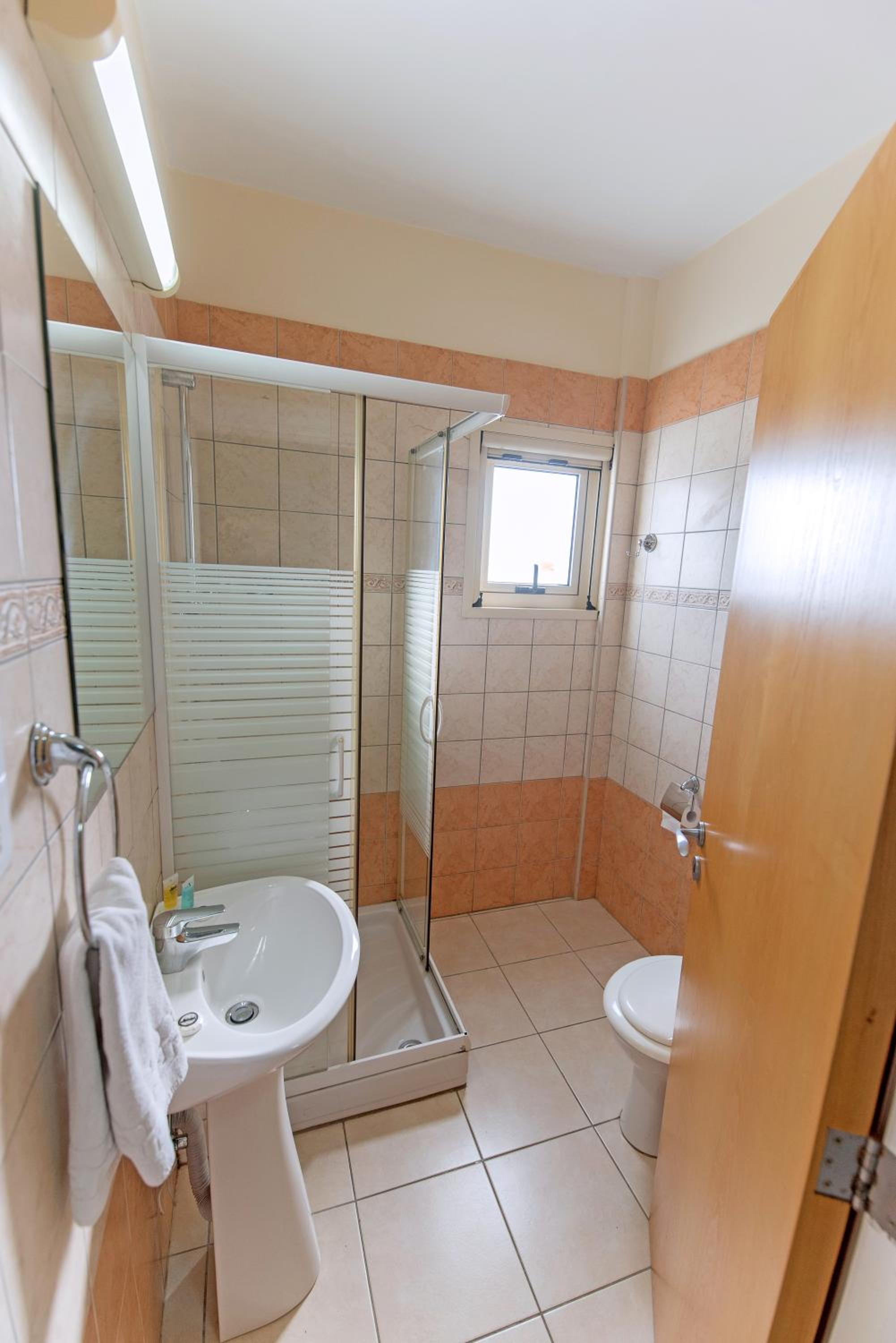 Studio Apartment photo 2