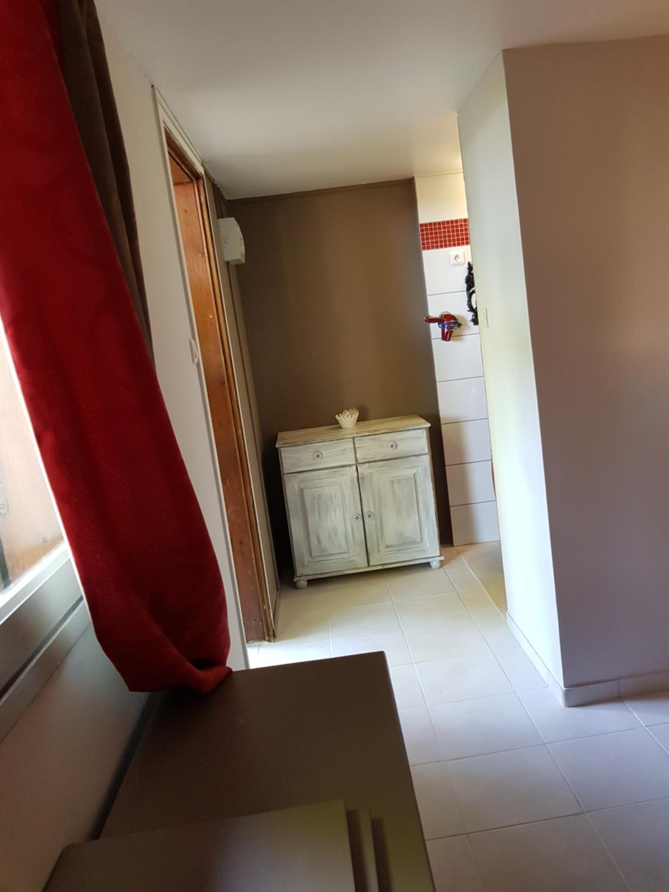 Deluxe Double Room with Shower photo 3