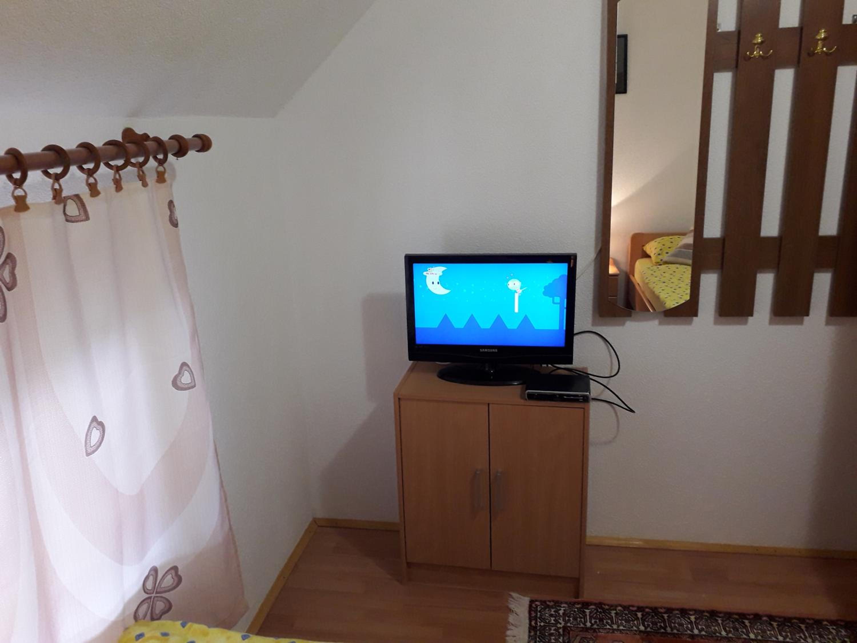 Two-Bedroom Apartment - Photo 21