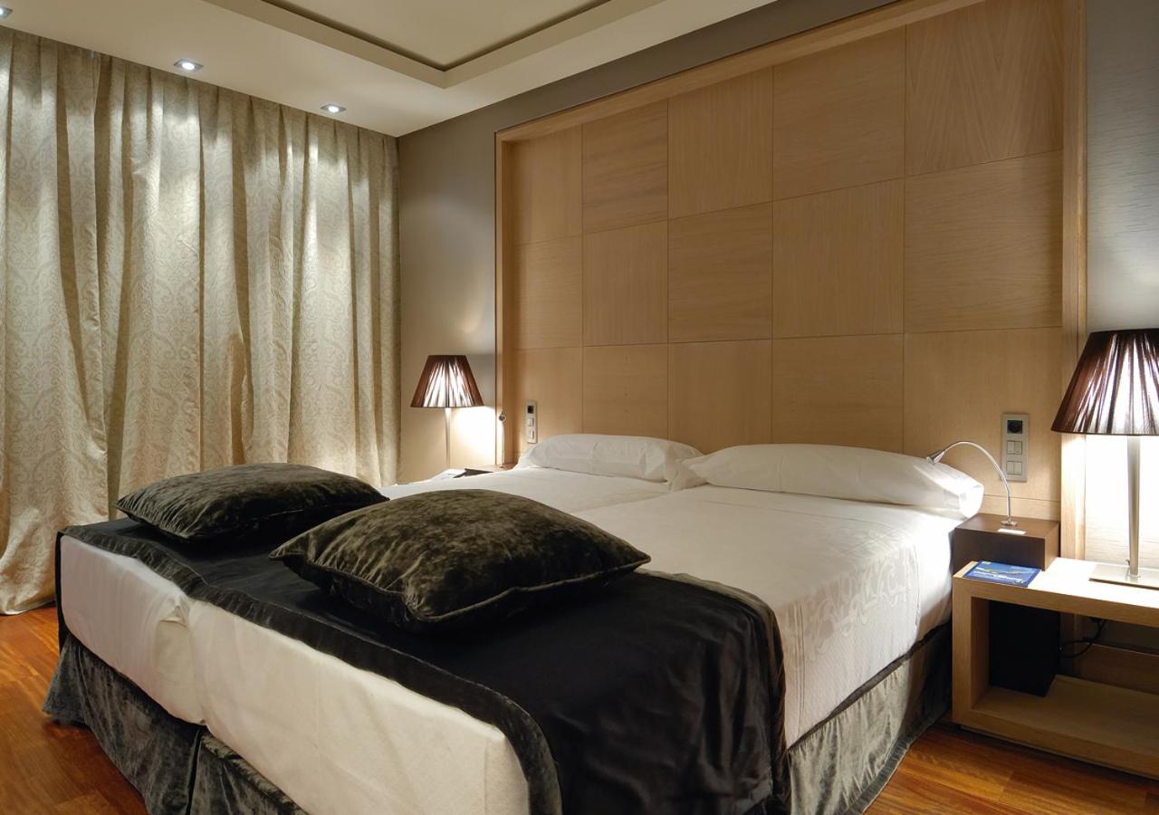 Deluxe Double or Twin Room - Photo 5