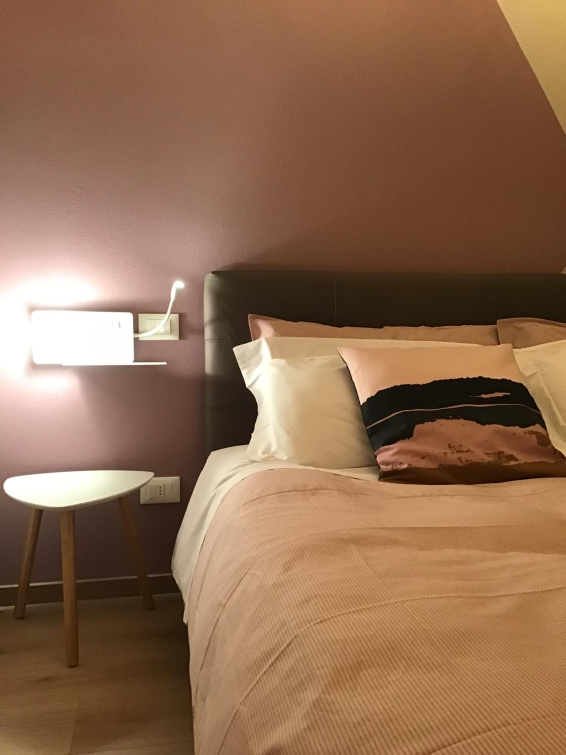 Single Room photo 3