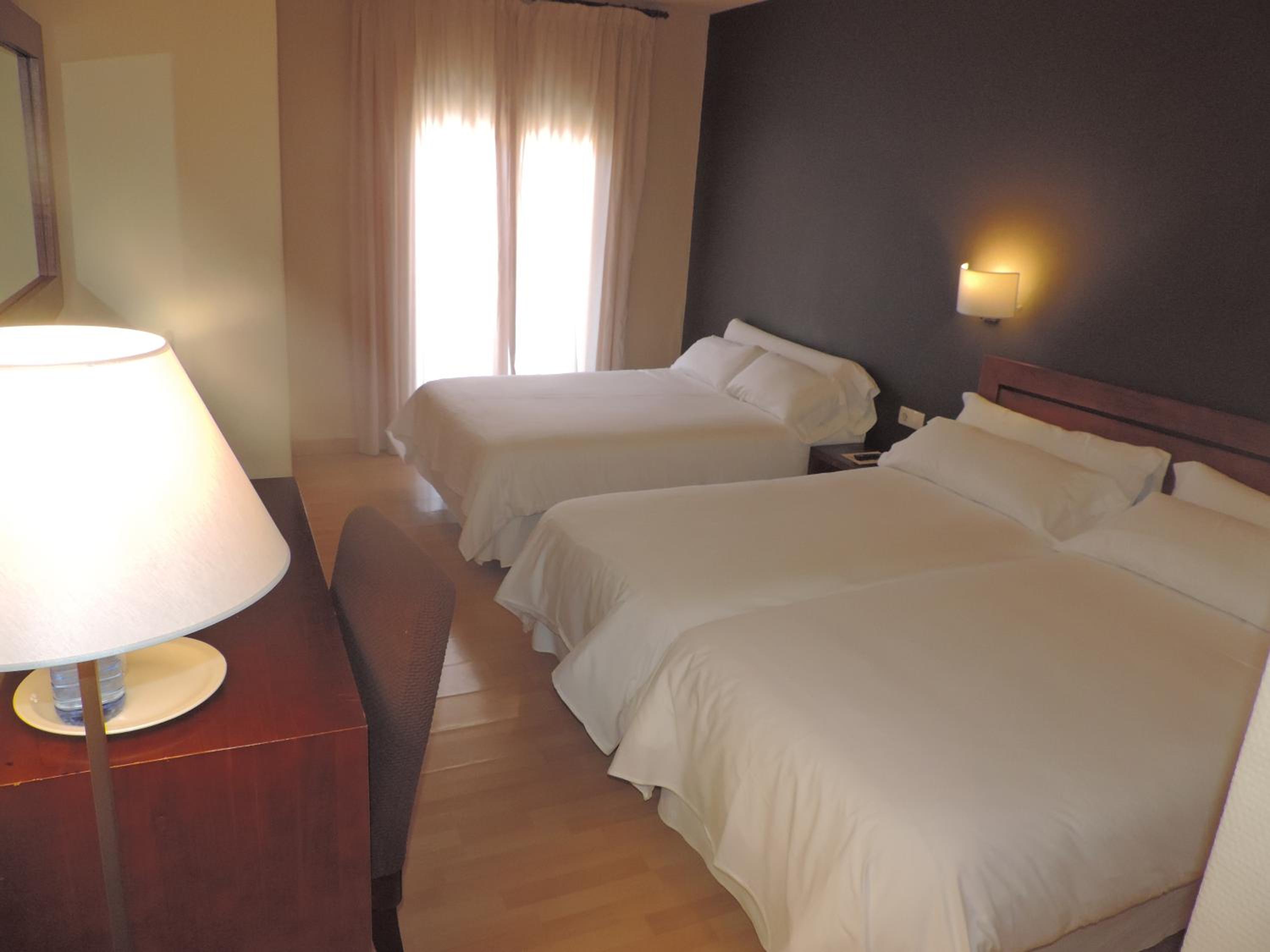 Triple Room - Photo 1