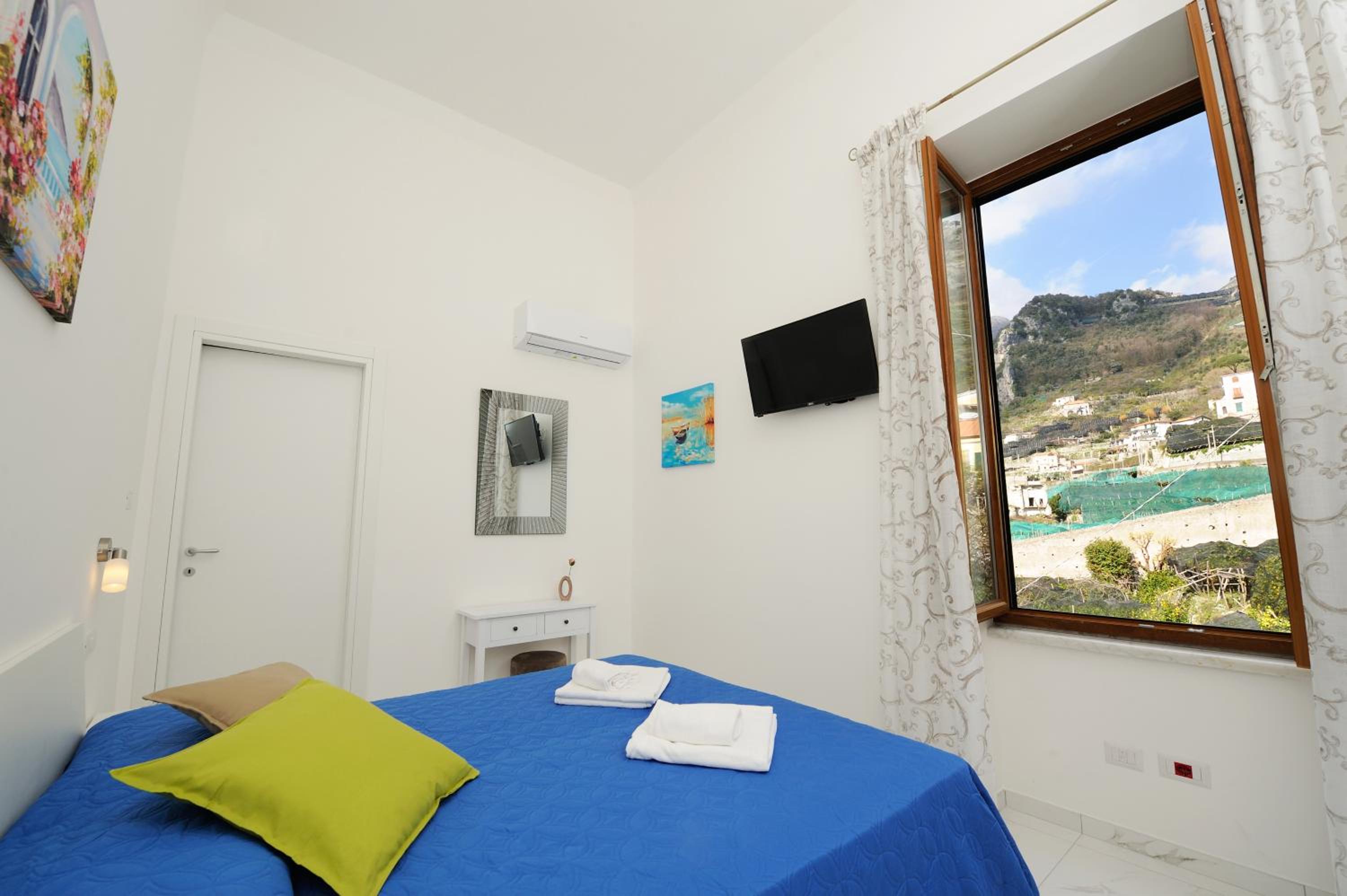 Double Room - Photo 3
