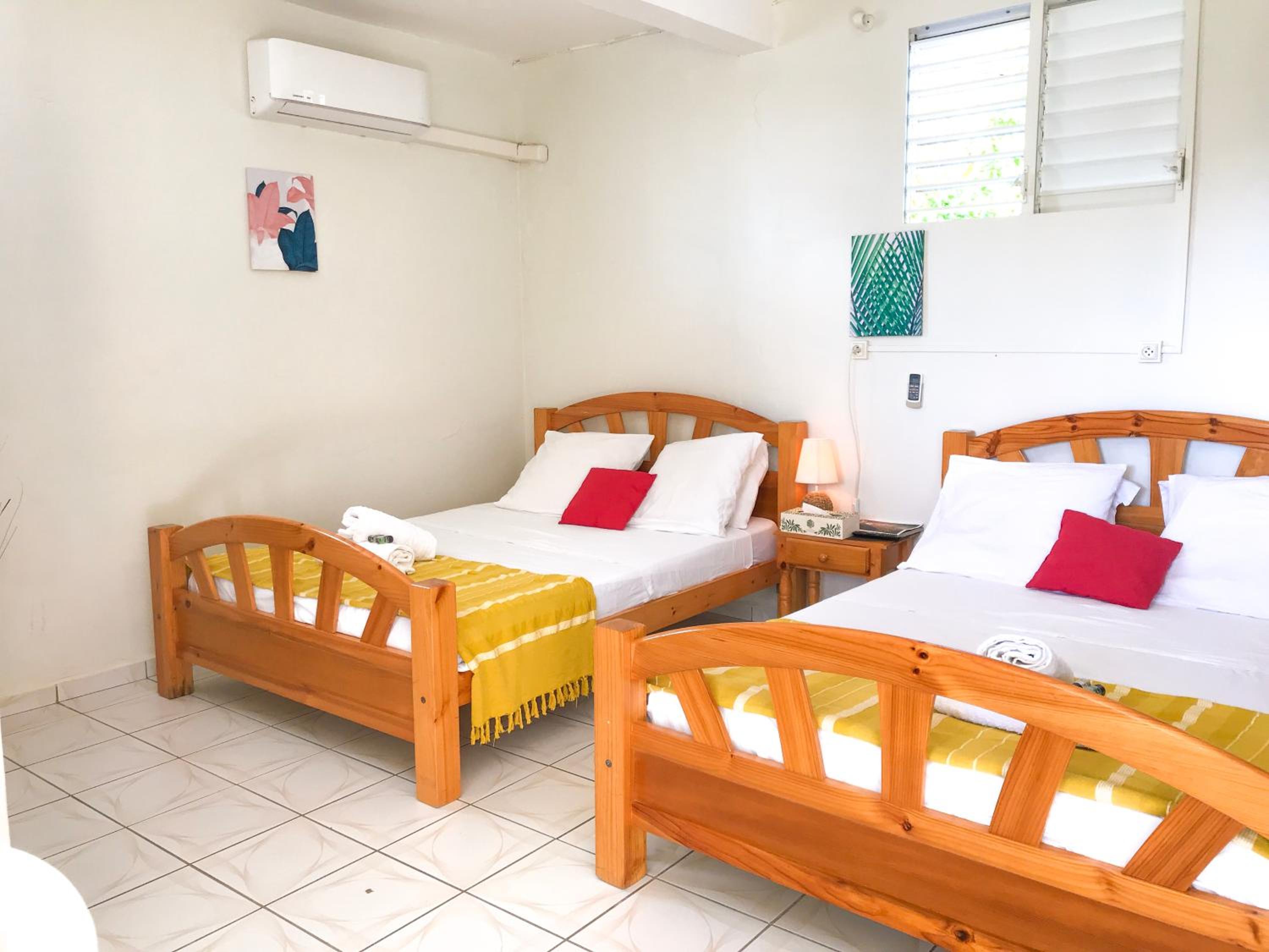 Quadruple Room - Photo 7