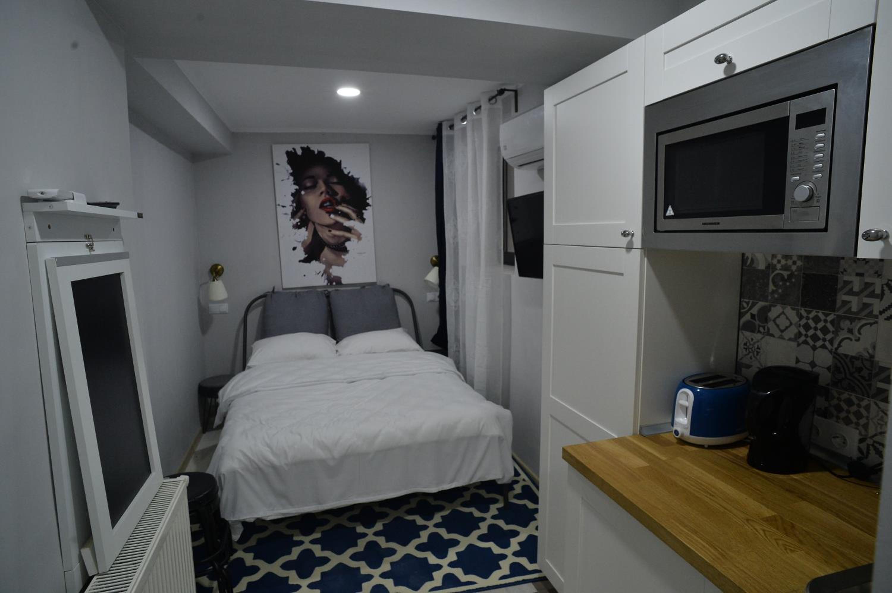 Junior Studio - Photo 1