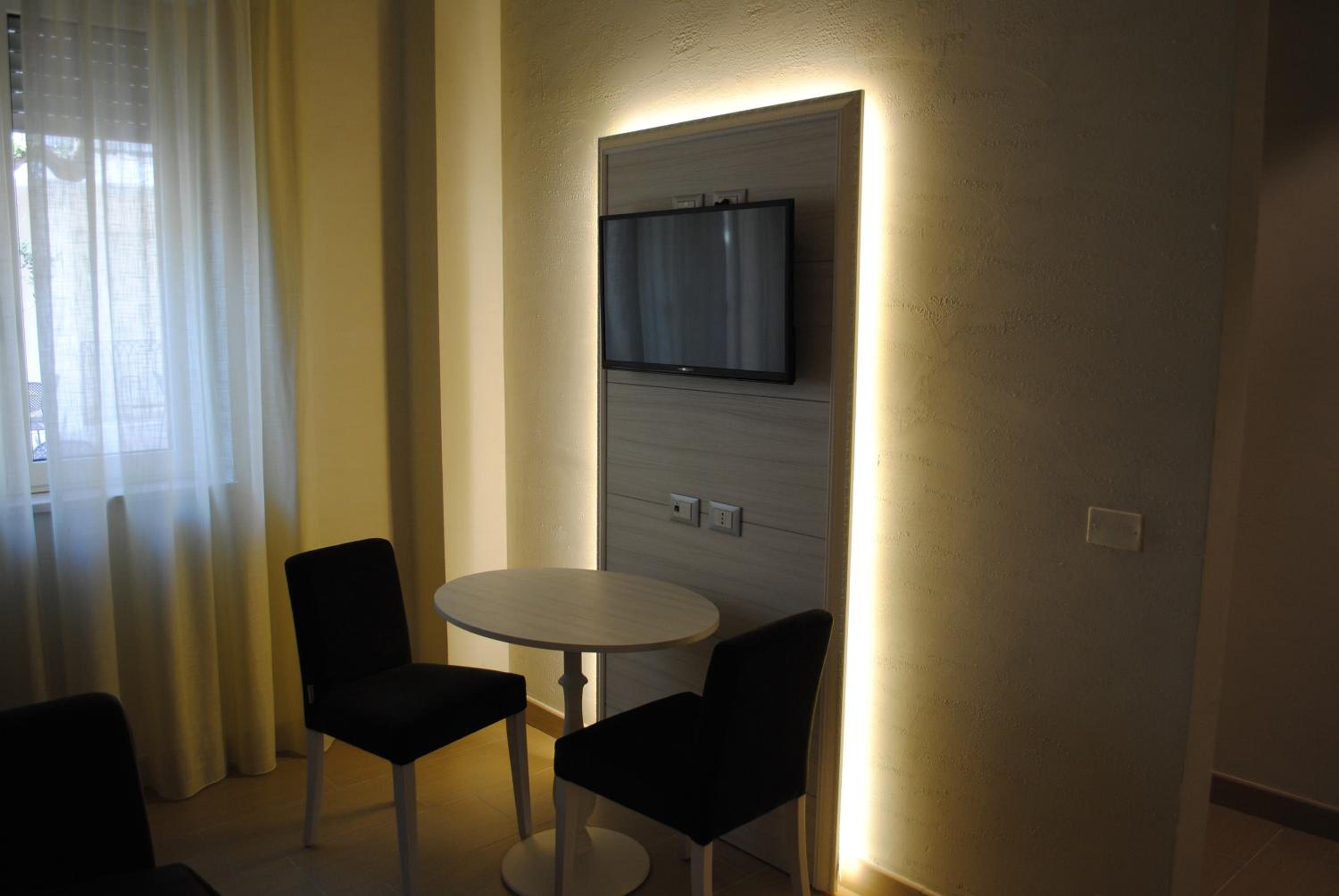 Superior Triple Room - Photo 5