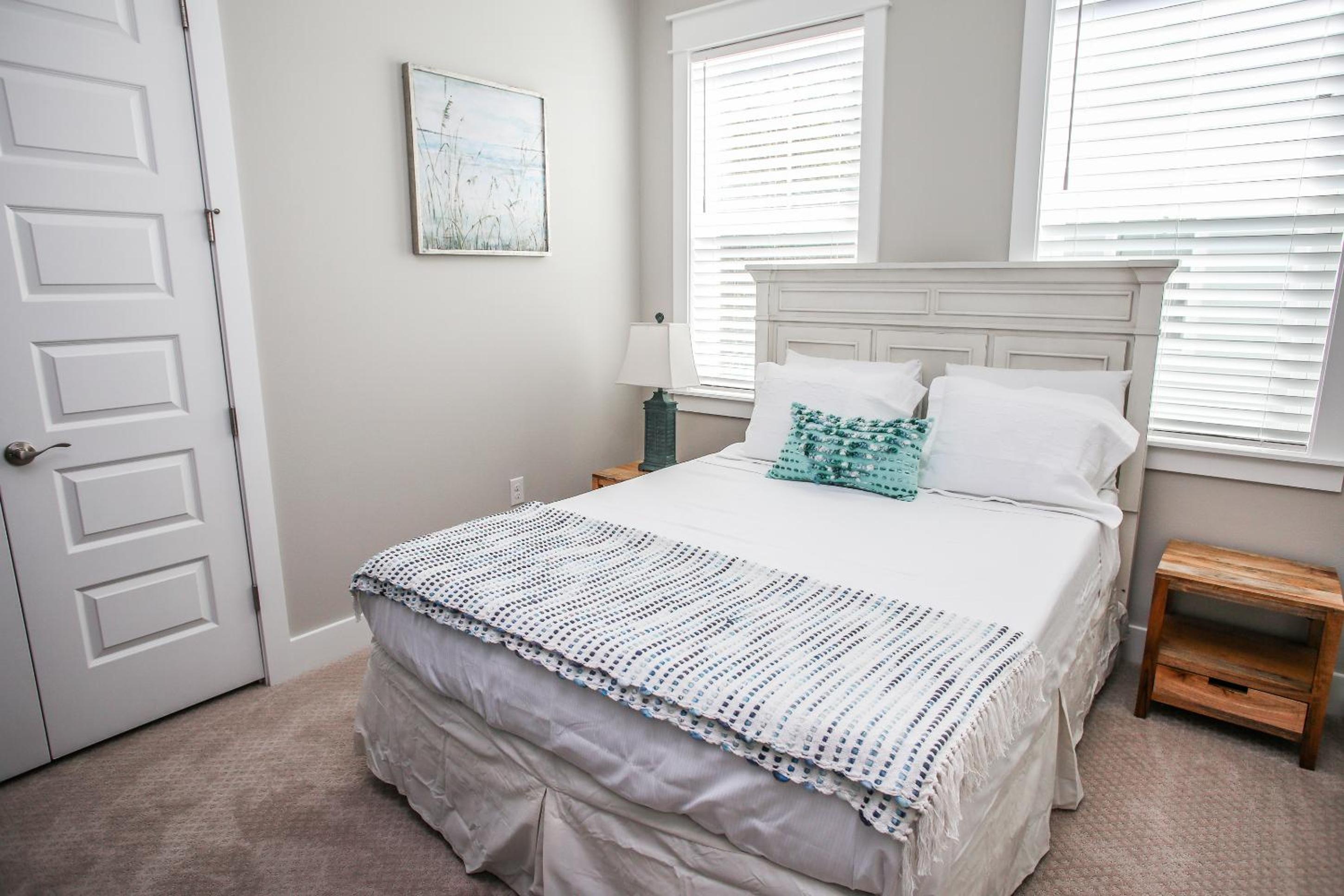Three-Bedroom Townhouse – Joy Found photo 3