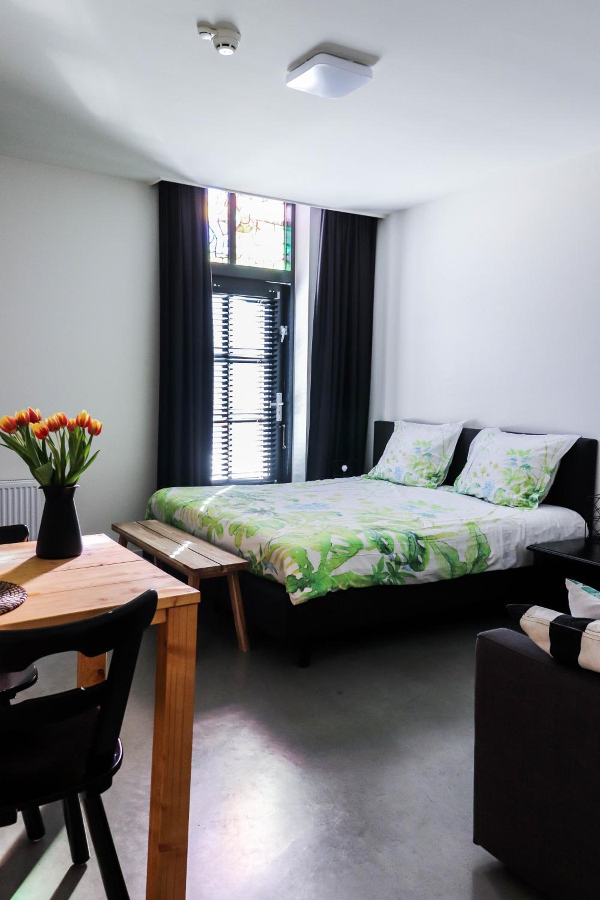 Deluxe Family Room with Shower photo 1