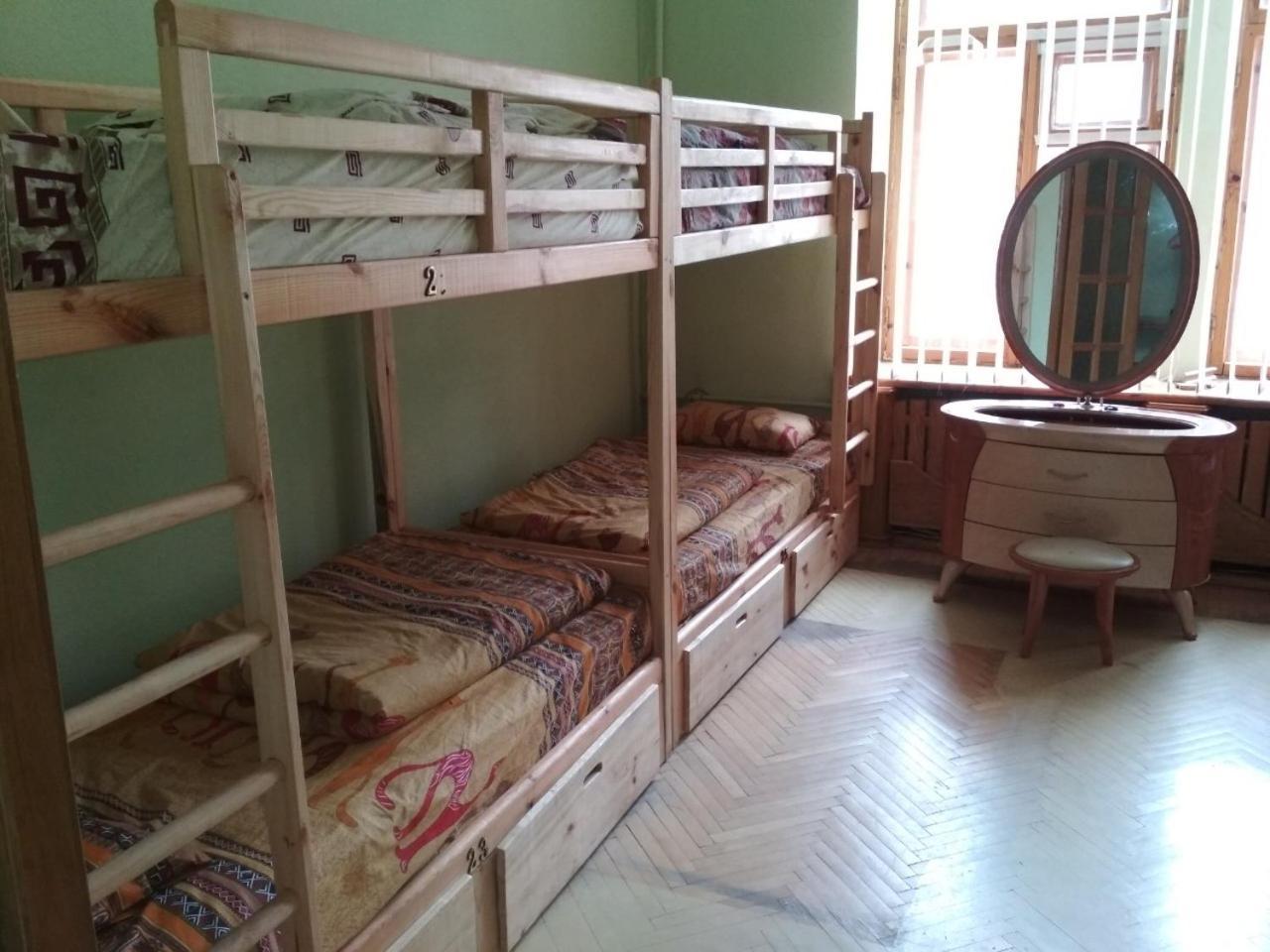 Bed in 8-Bed Mixed Dormitory Room
