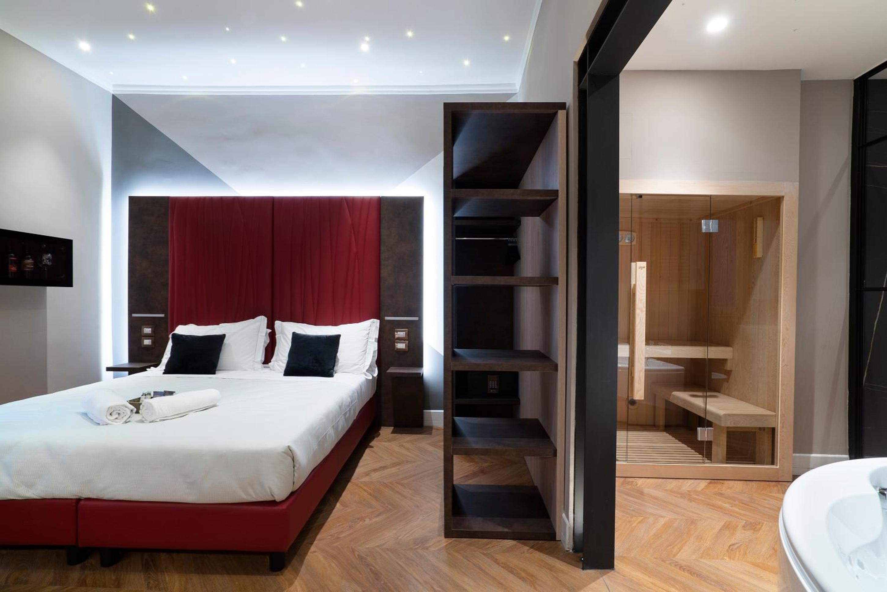 Suite with Spa Bath and Sauna photo 1