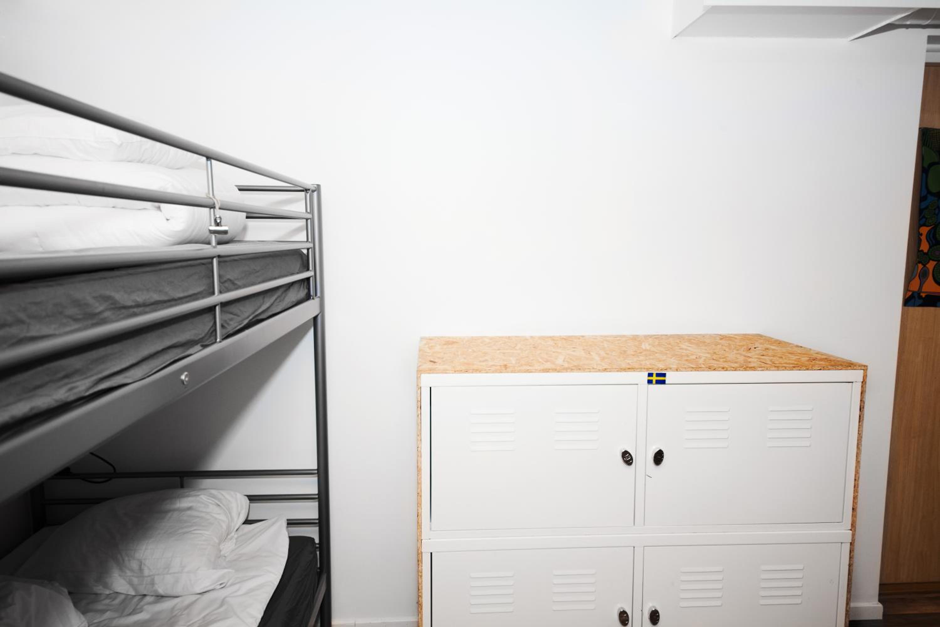 Bed in 6-Bed Dormitory Room thumbnail 6
