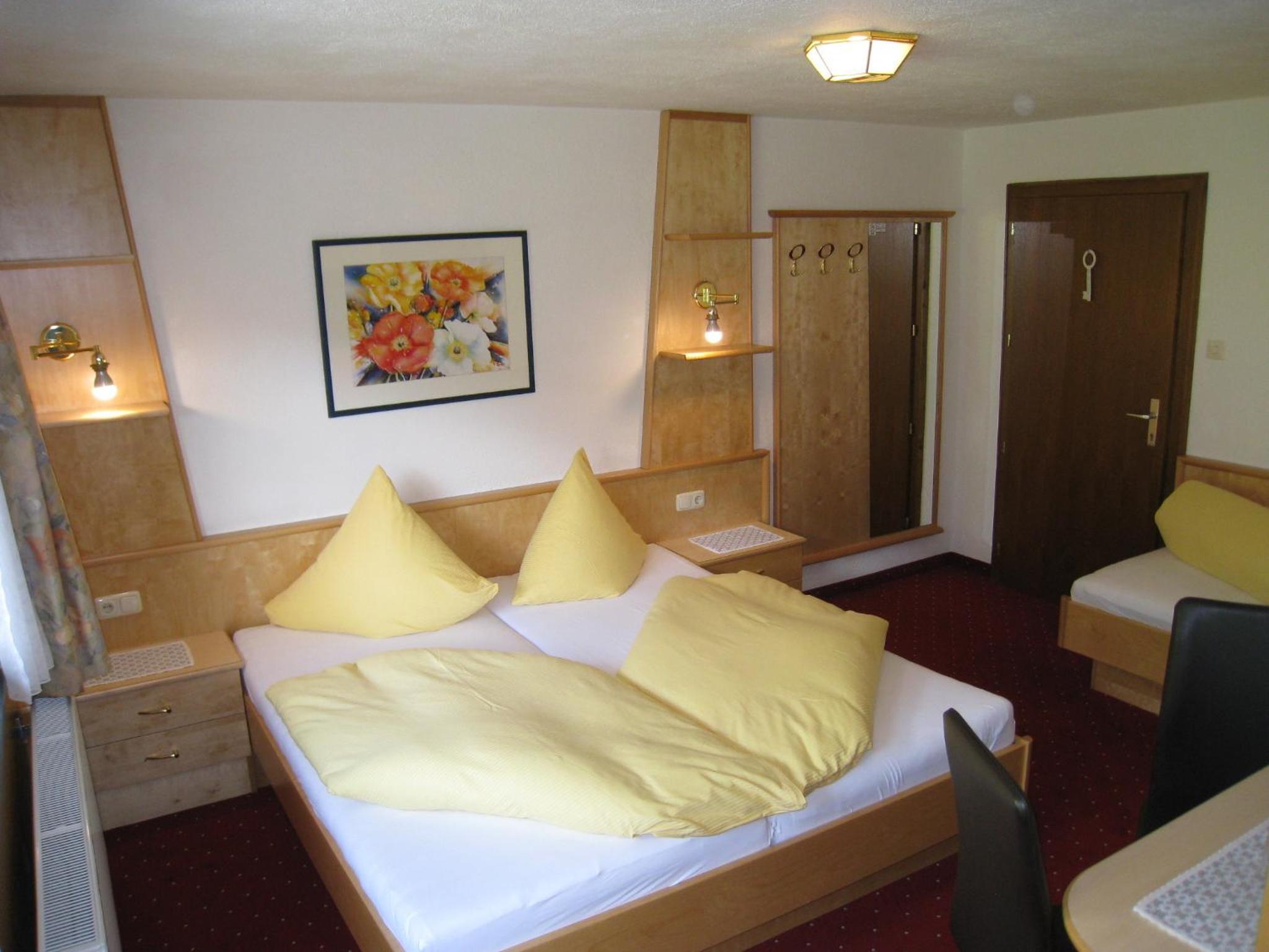 Triple Room with Balcony photo 3