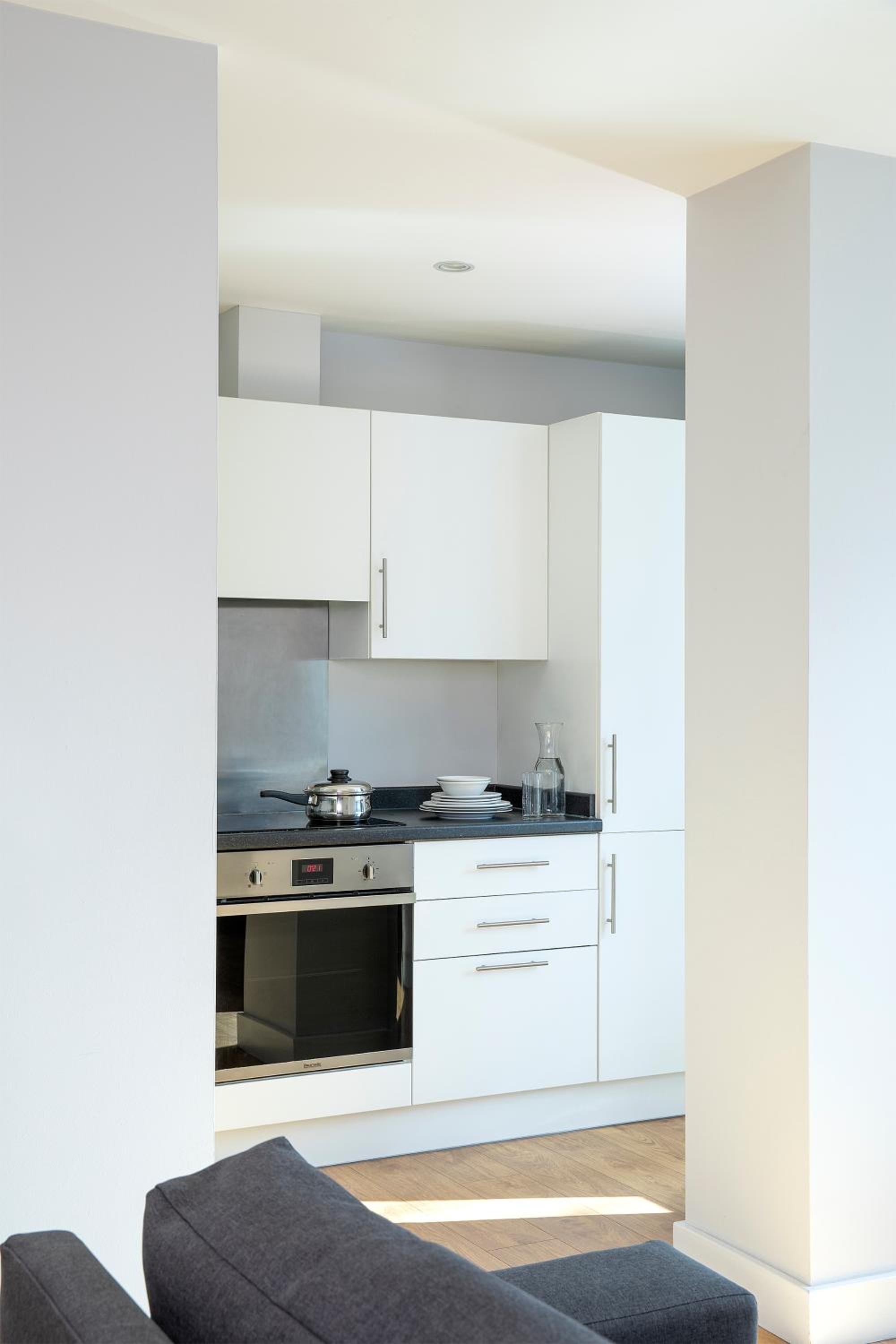 One-Bedroom Apartment - Photo 4
