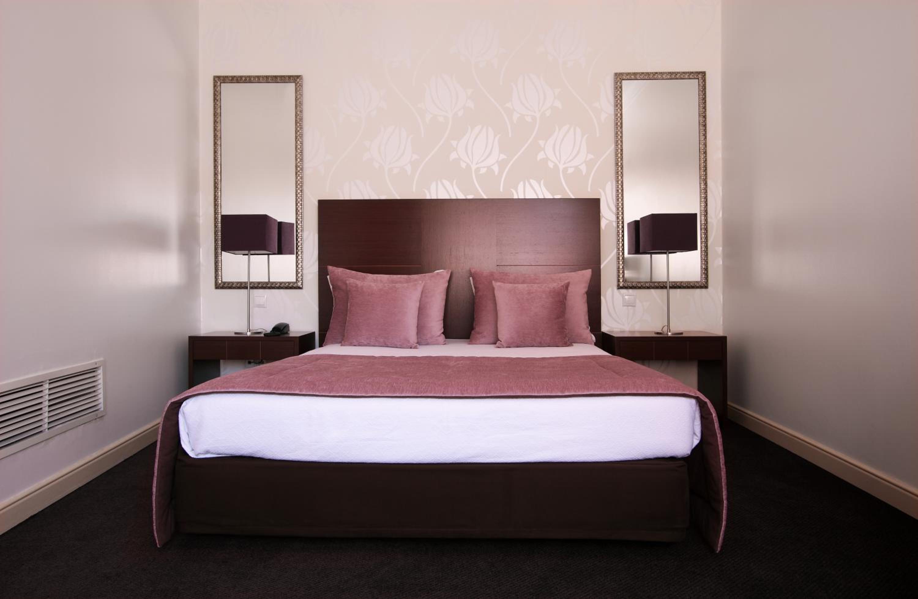 Suite (2 Adults + 1 Child) - Photo 7