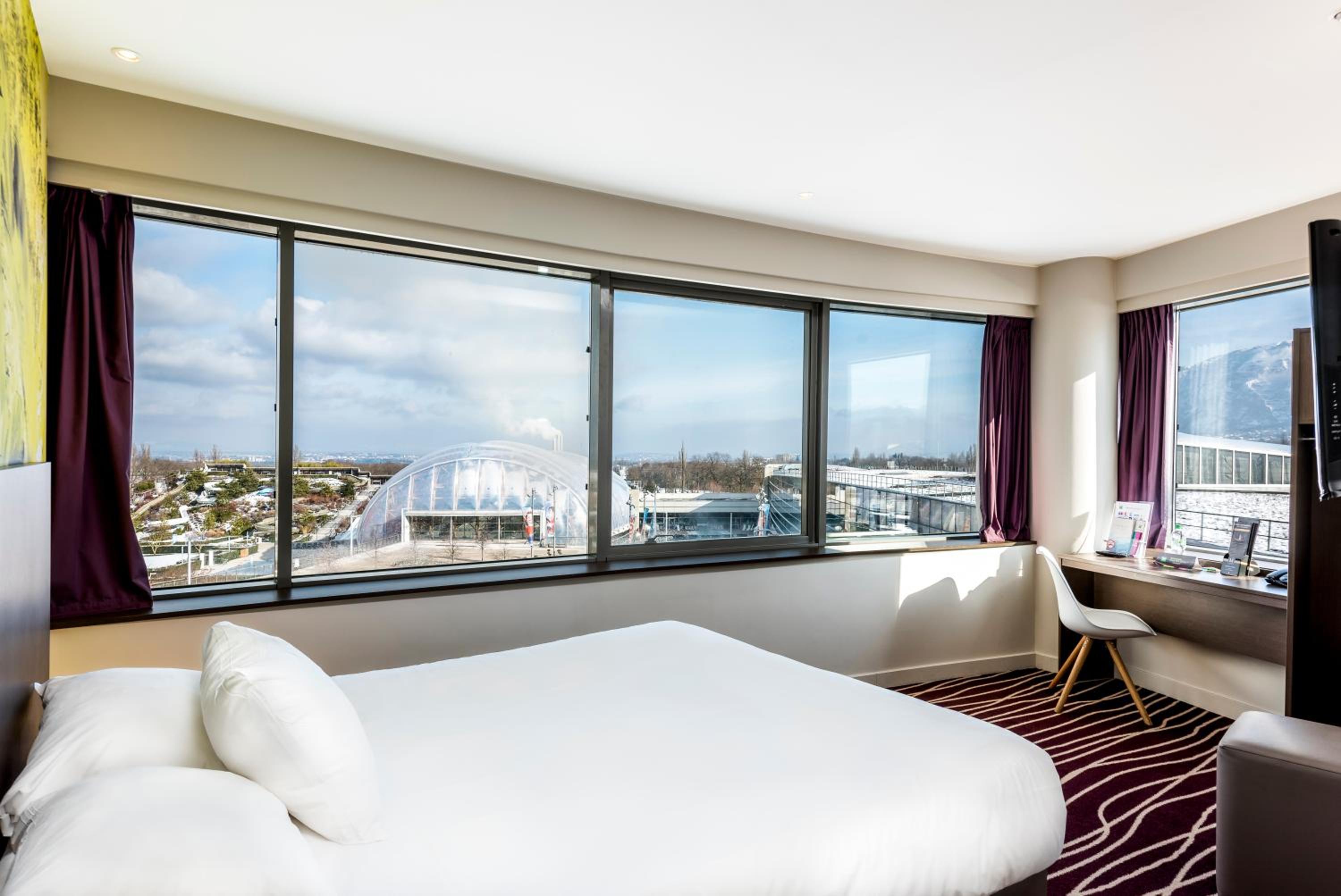Standard Double Room - Photo 6