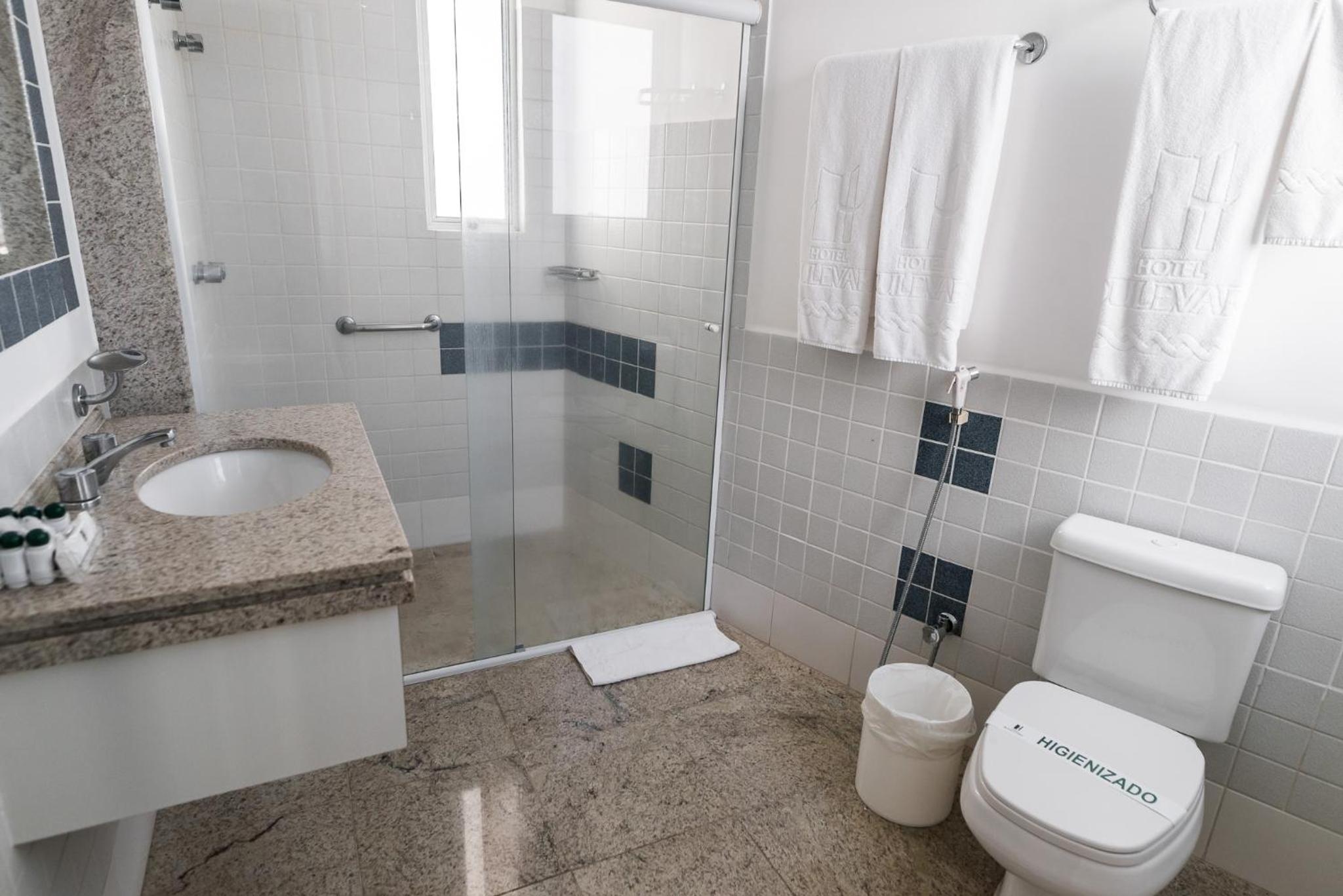 Executive Queen Room